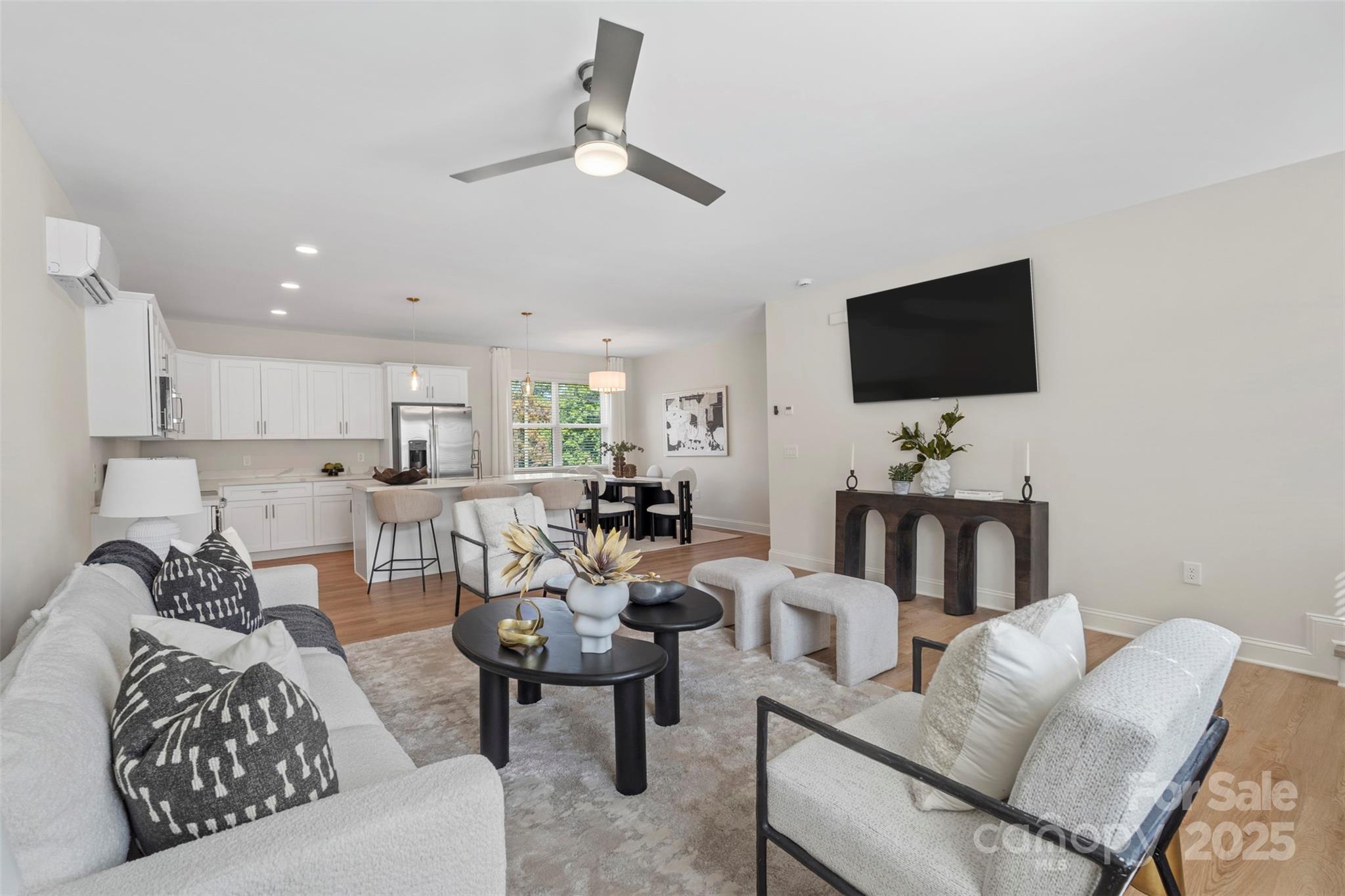 1120 Wonder Way Property Photo 20