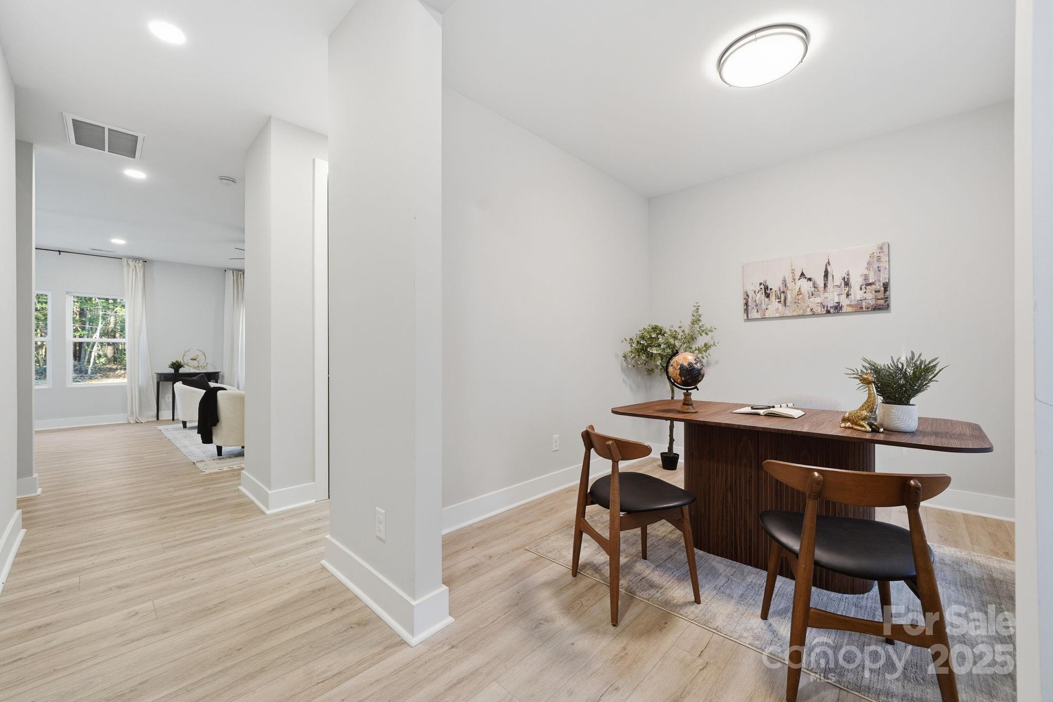 285 Mainsail Road Property Photo 5