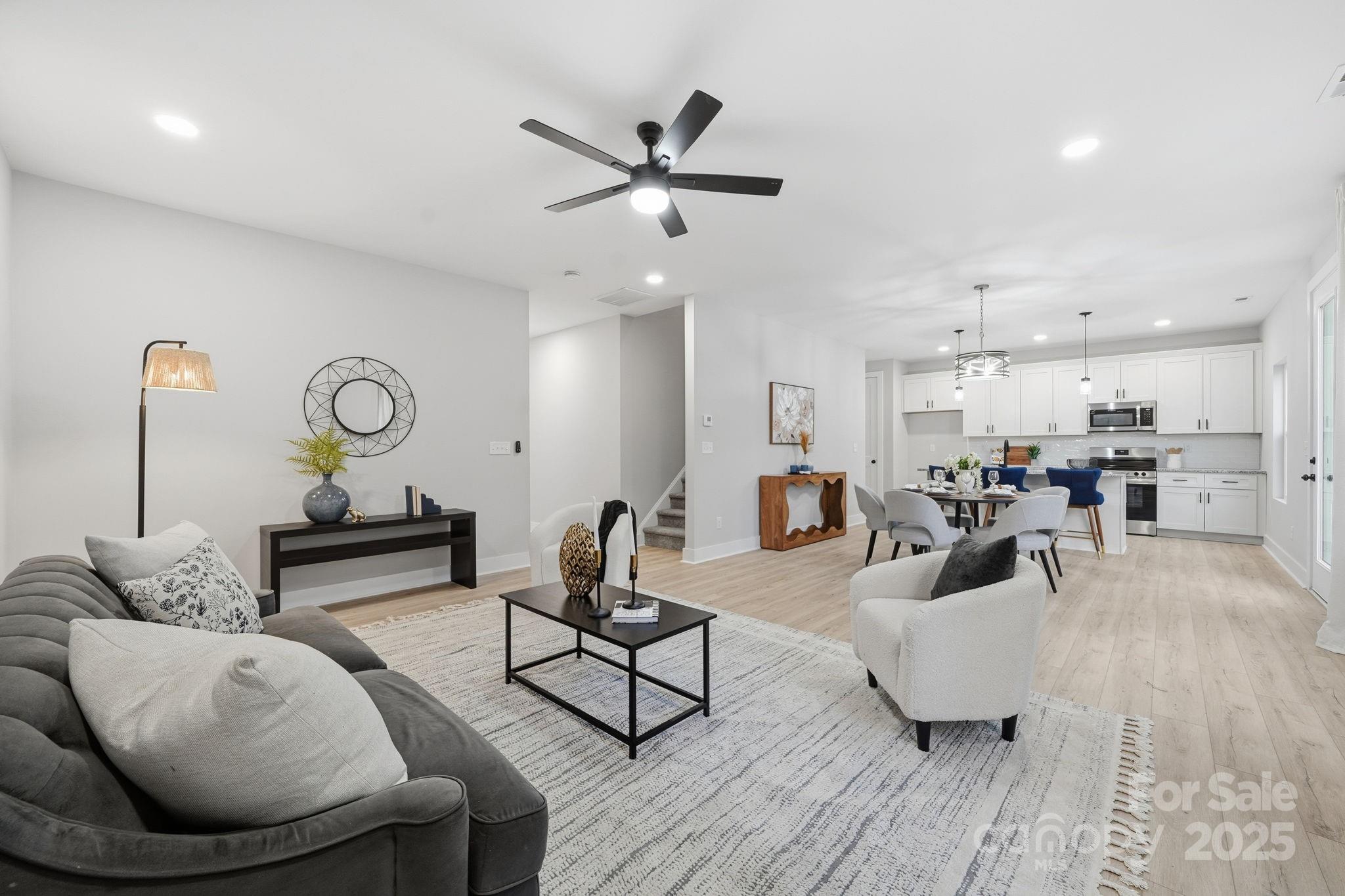 285 Mainsail Road Property Photo 9