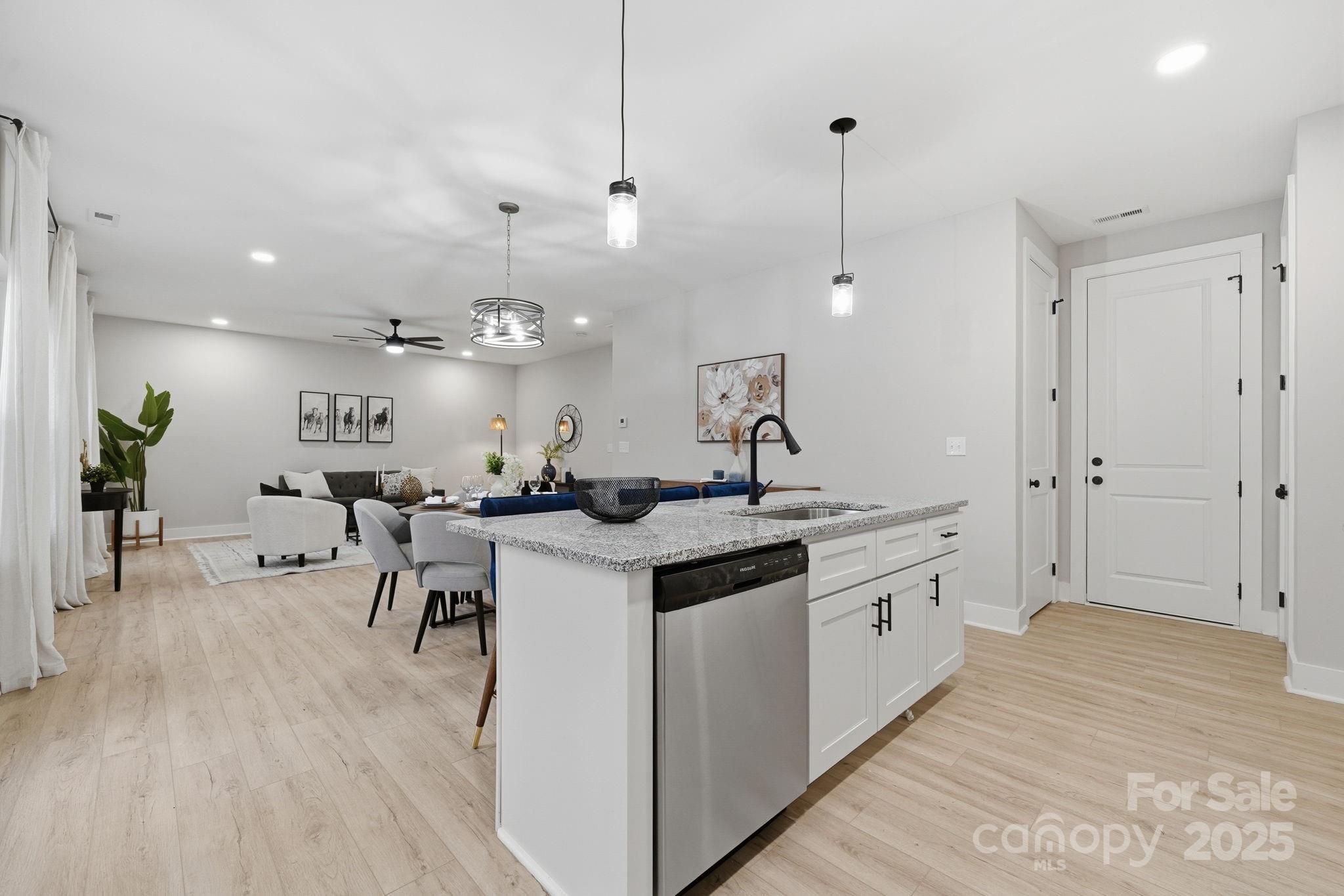 285 Mainsail Road Property Photo 16