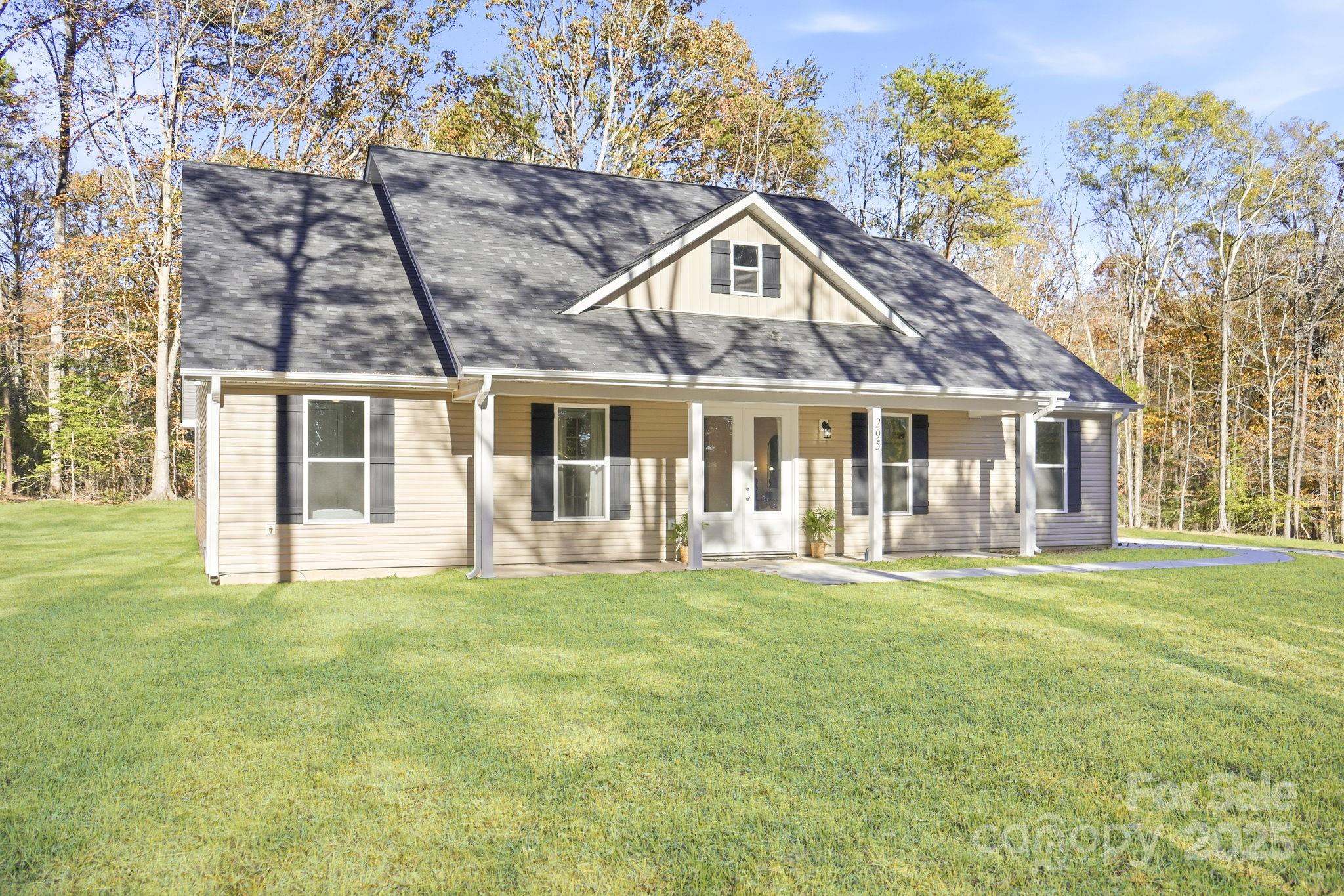 295 Mainsail Road Property Photo 2