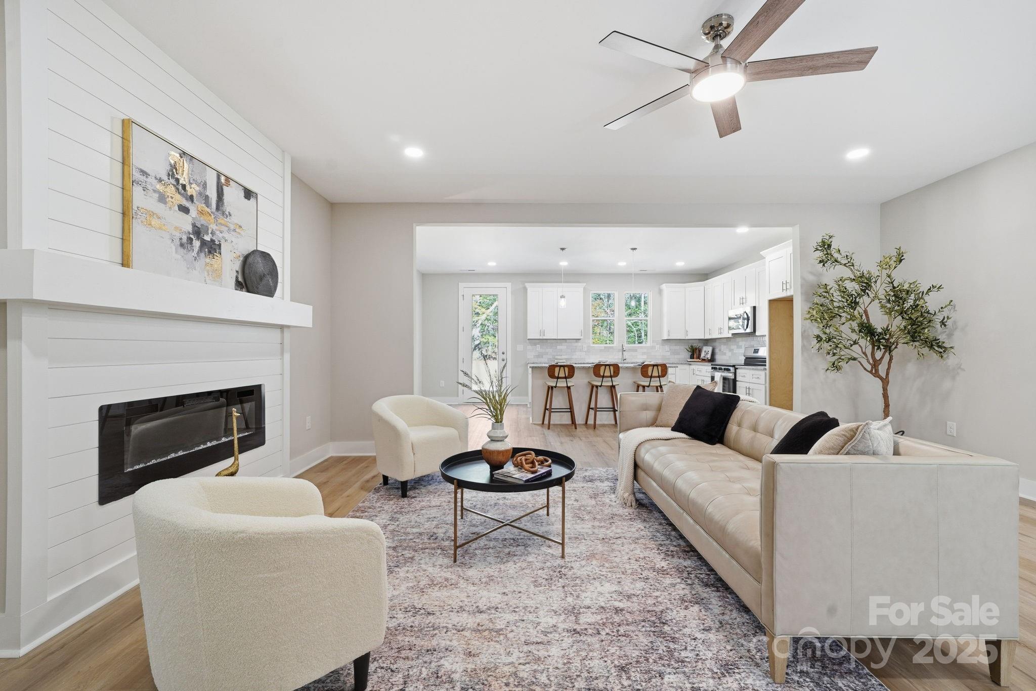 295 Mainsail Road Property Photo 10