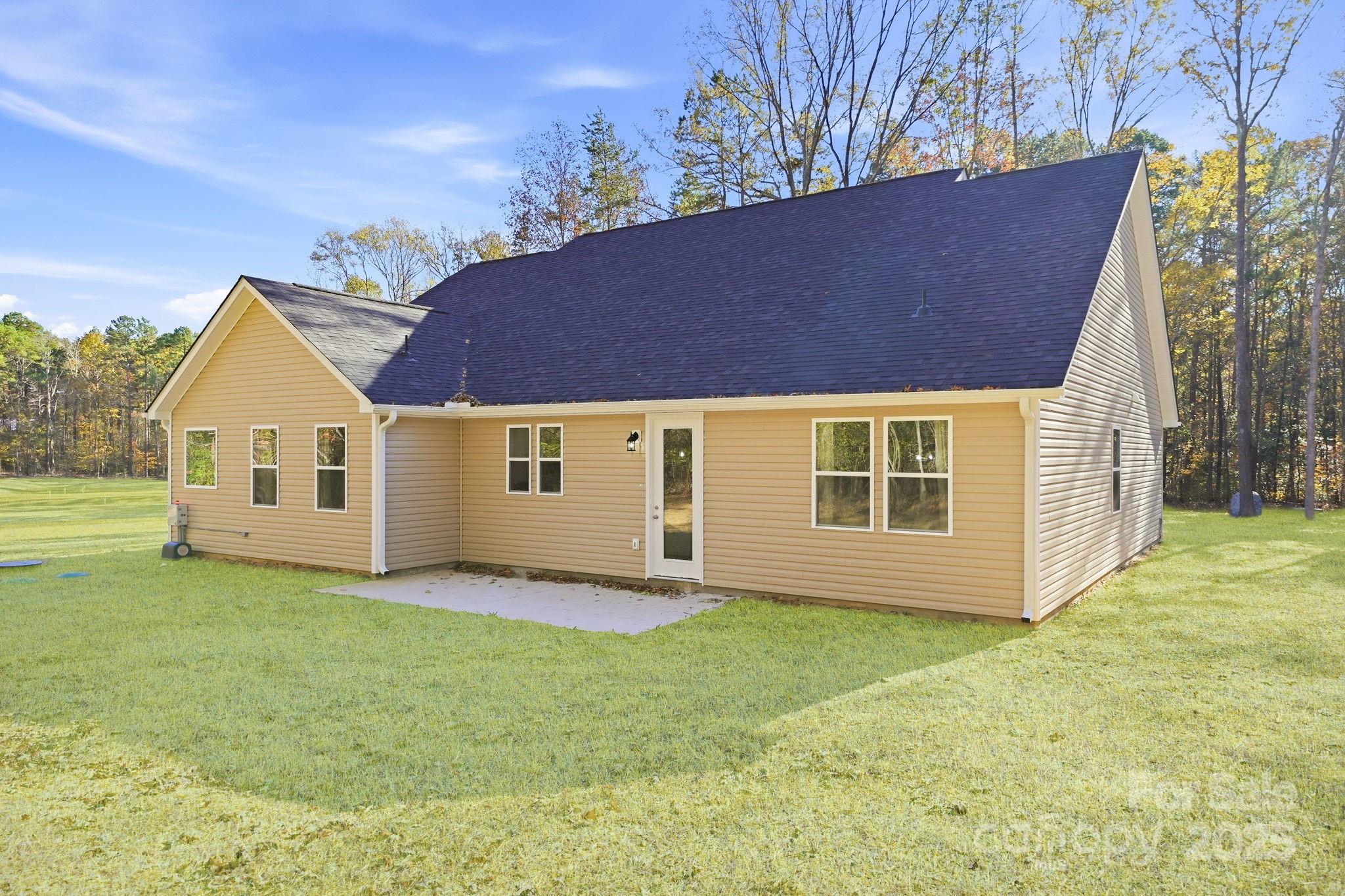 295 Mainsail Road Property Photo 35