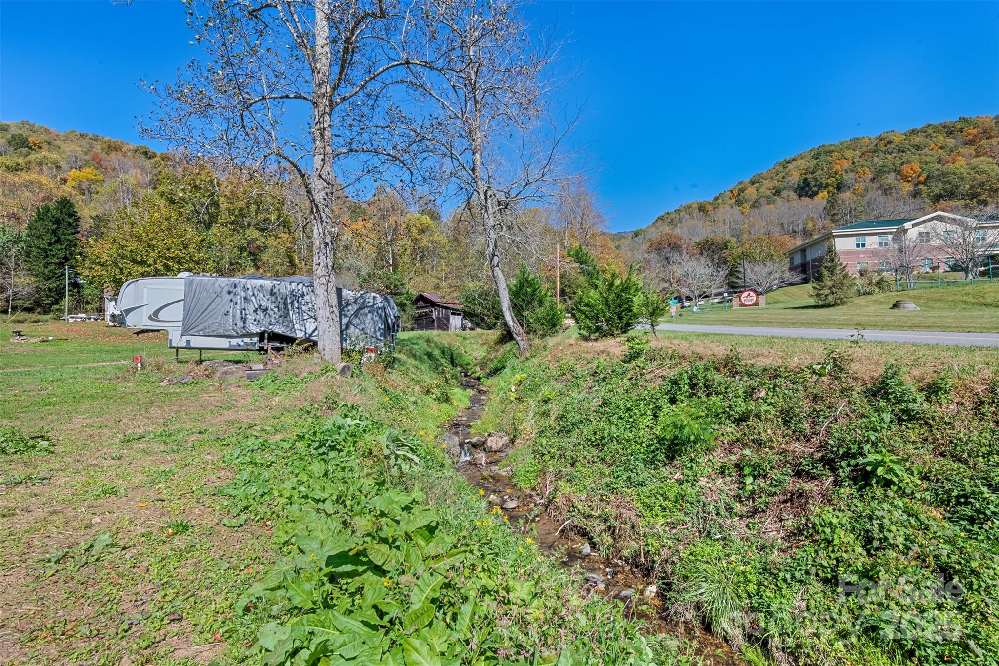 505 Parris Branch Road Property Photo 4