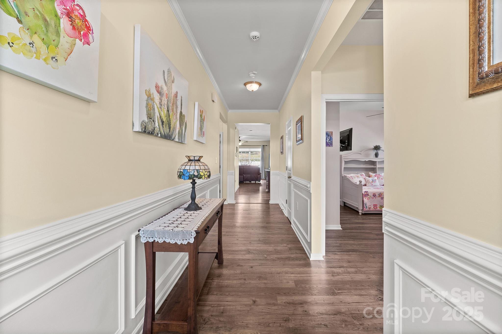 2422 Sugar Court Property Photo 5