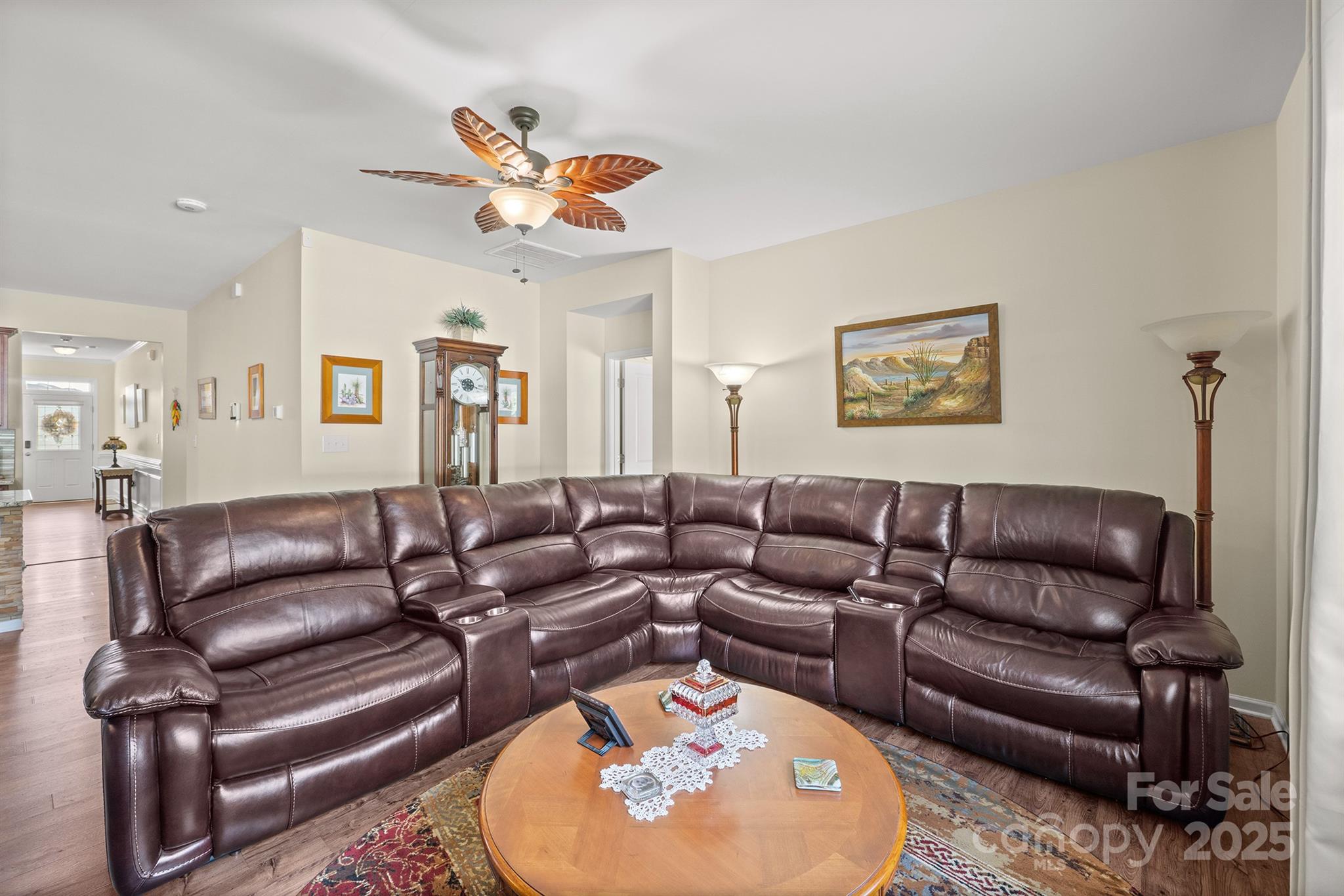 2422 Sugar Court Property Photo 14