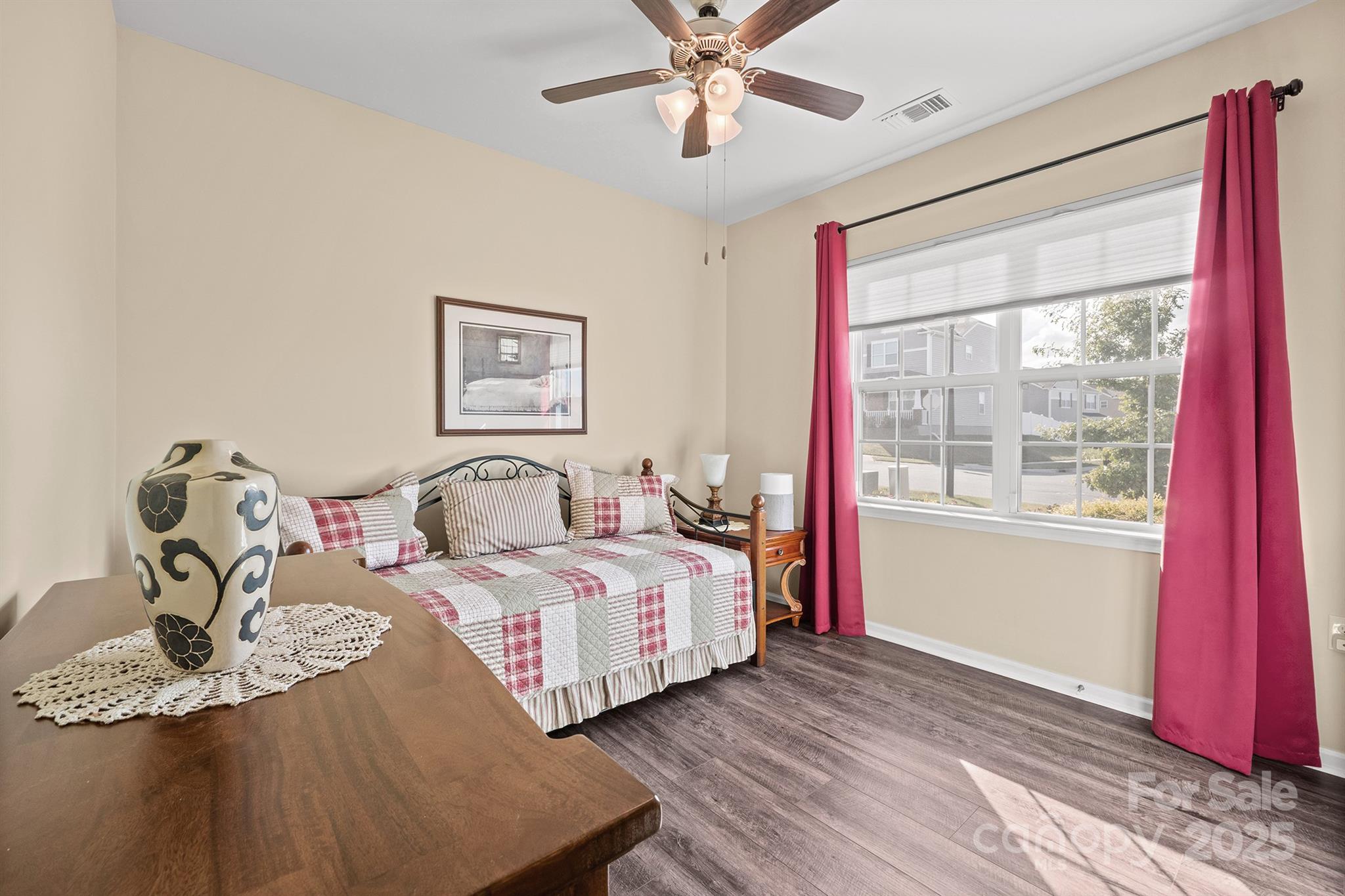 2422 Sugar Court Property Photo 21