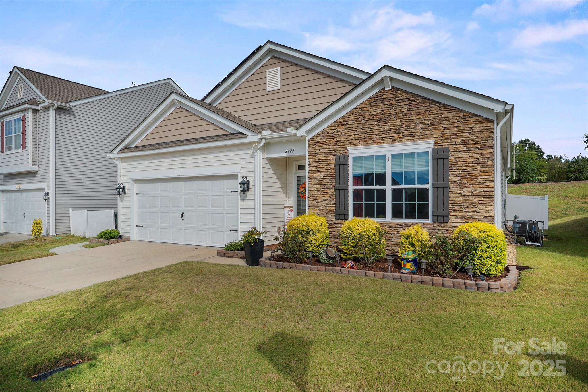 2422 Sugar Court Property Photo 32