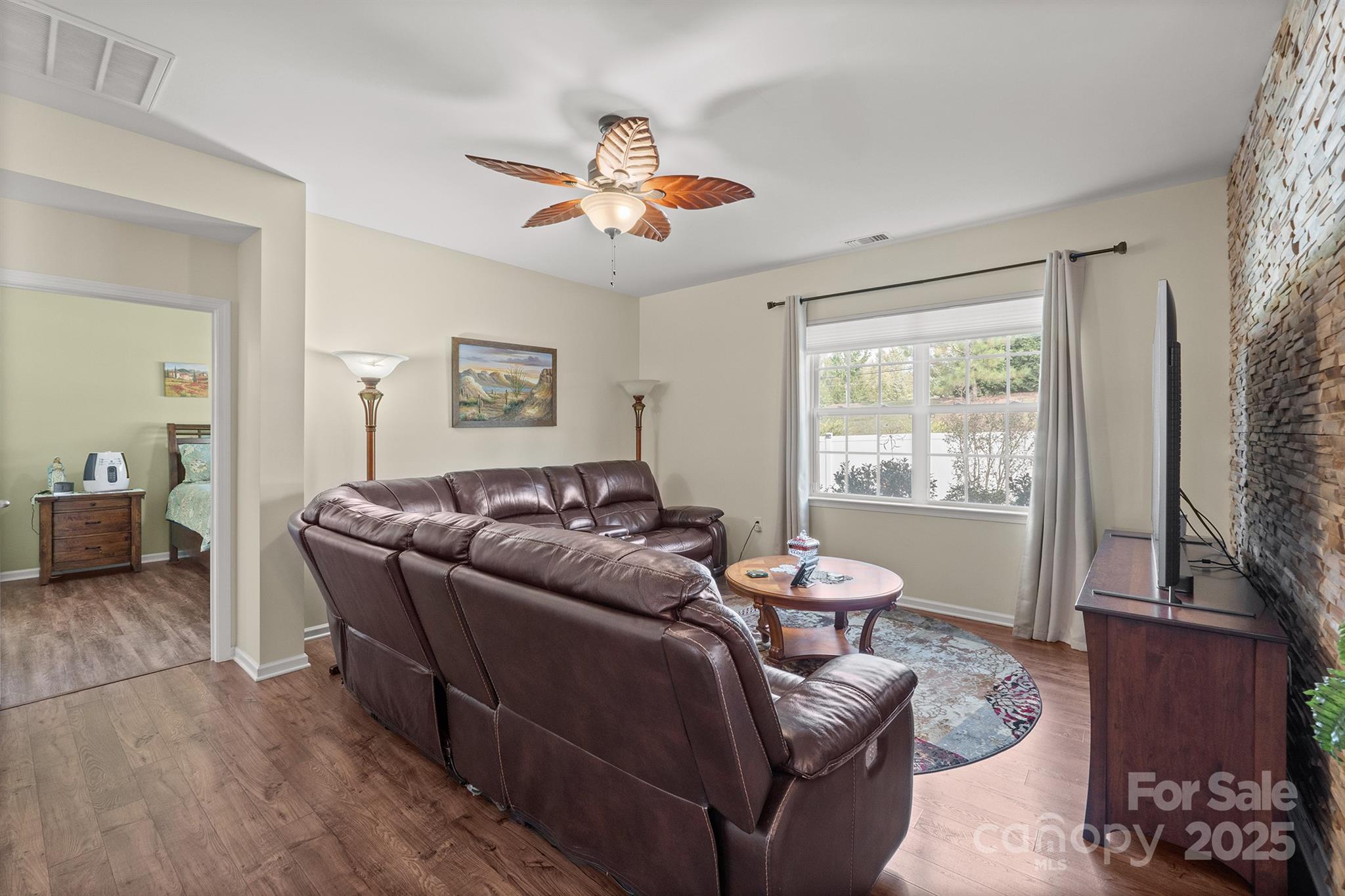 2422 Sugar Court Property Photo 37