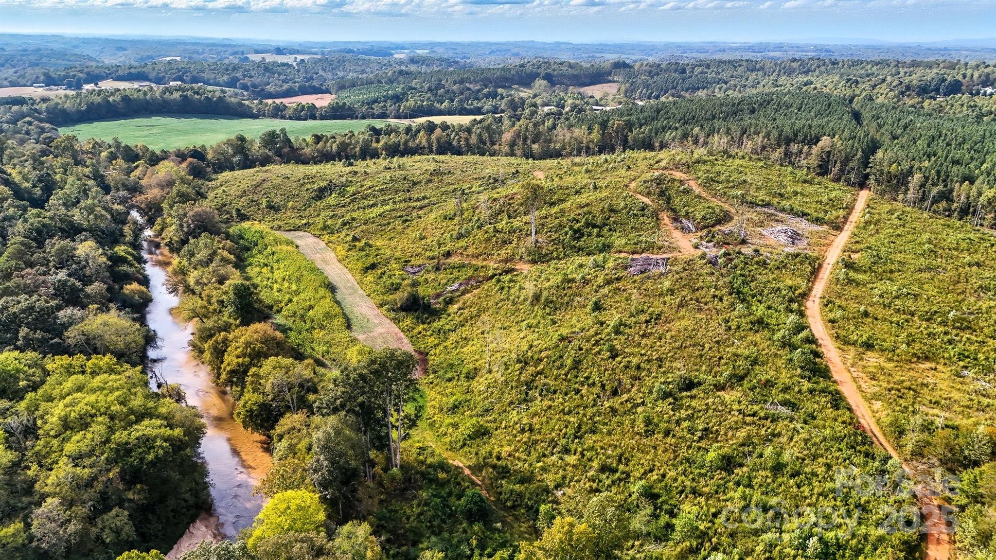 00 Harmony Highway Property Photo 3