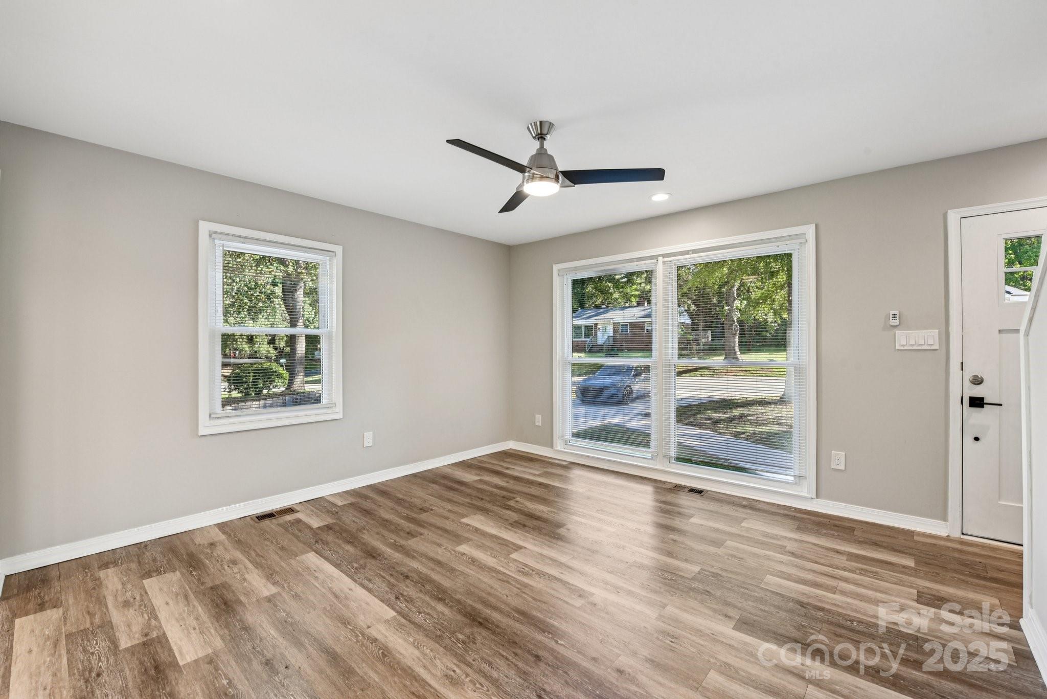 3209 Eastwood Drive Property Photo 7