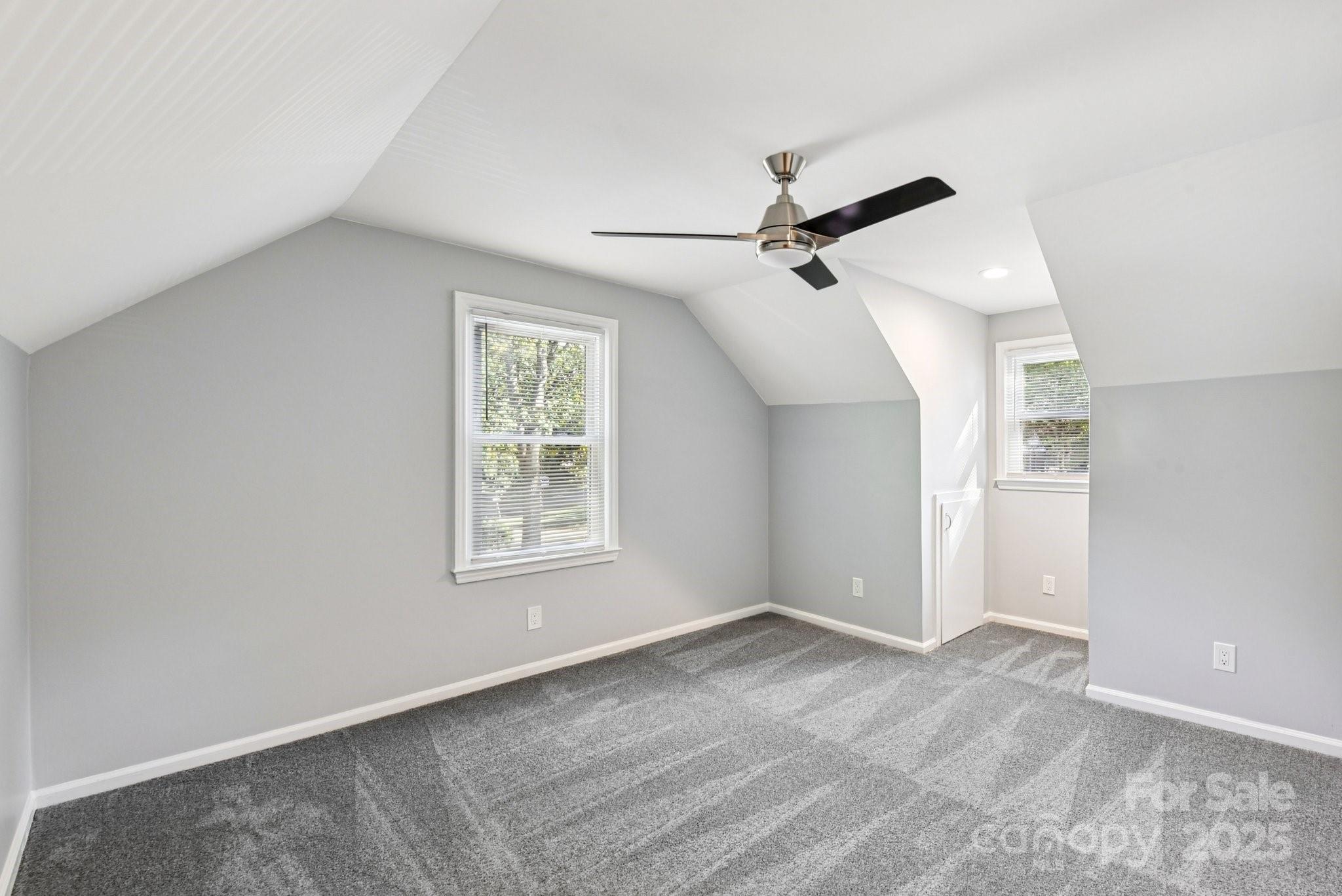 3209 Eastwood Drive Property Photo 19