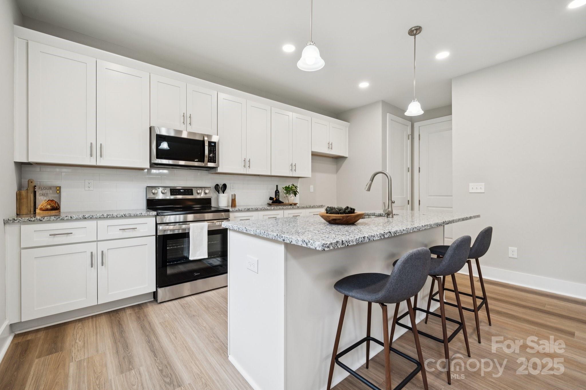 5800 Raintree Circle Property Photo 14