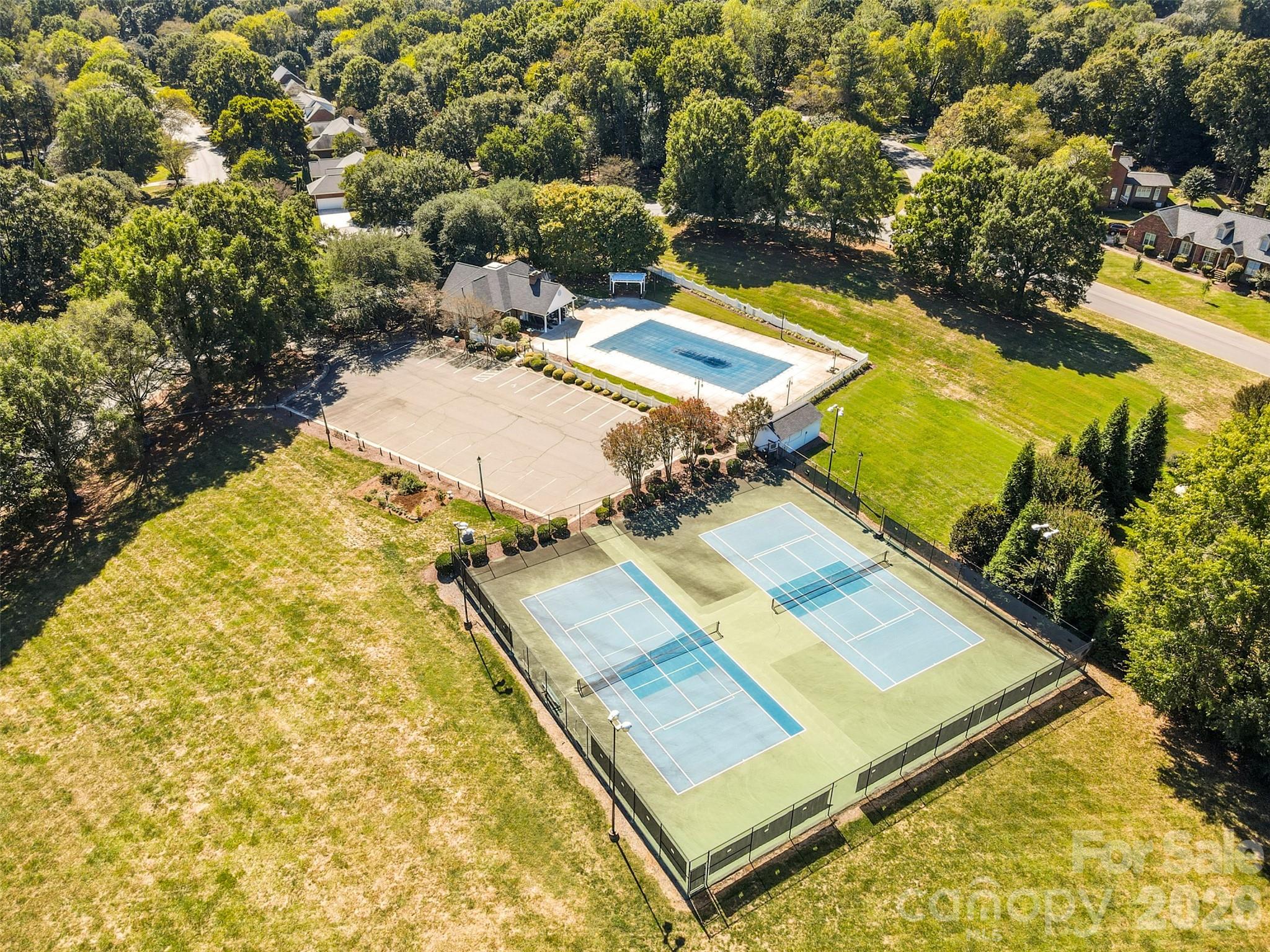 1337 Braeburn Road Property Photo 32