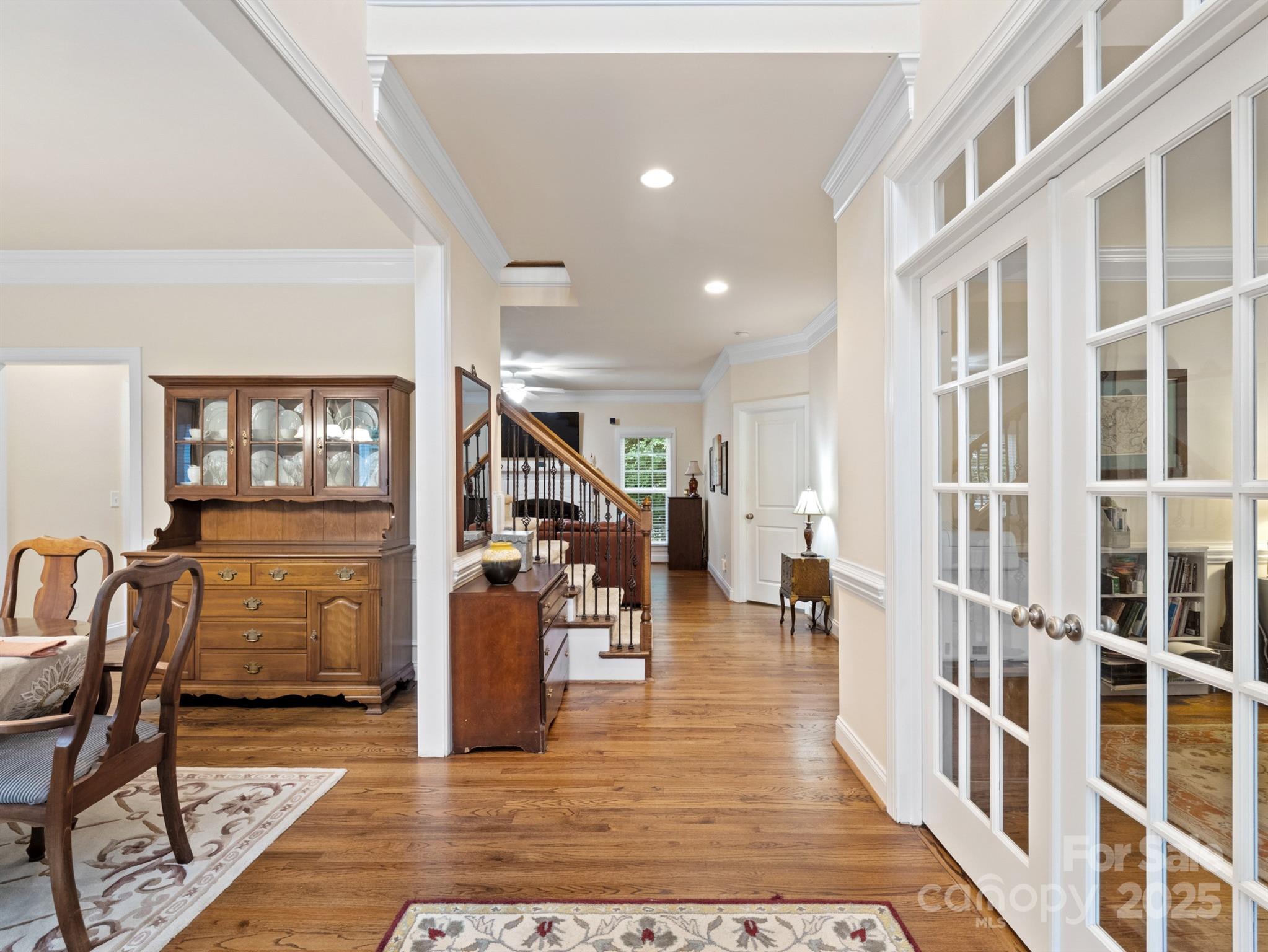 2695 Jameson Drive Property Photo 4