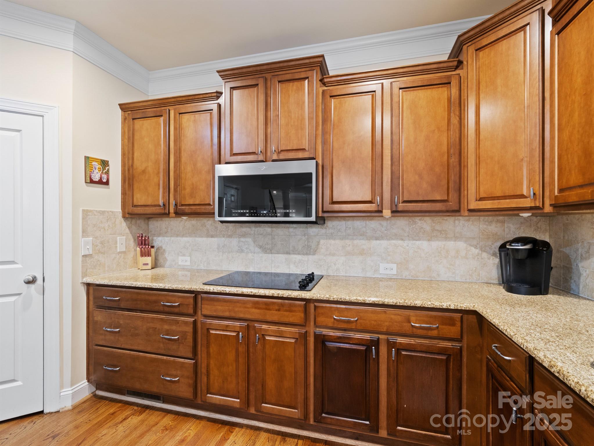 2695 Jameson Drive Property Photo 15