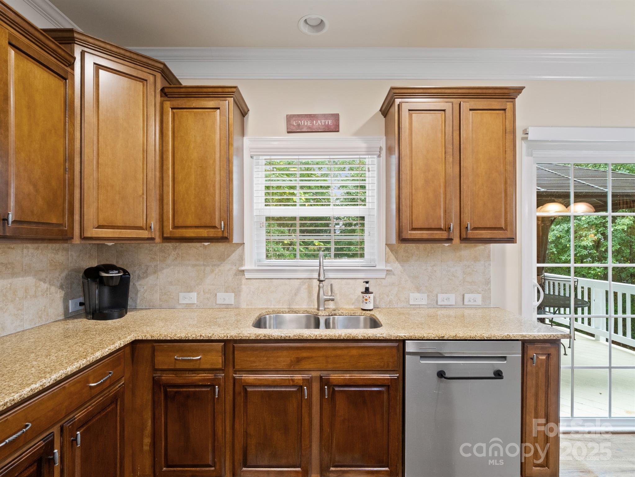 2695 Jameson Drive Property Photo 16