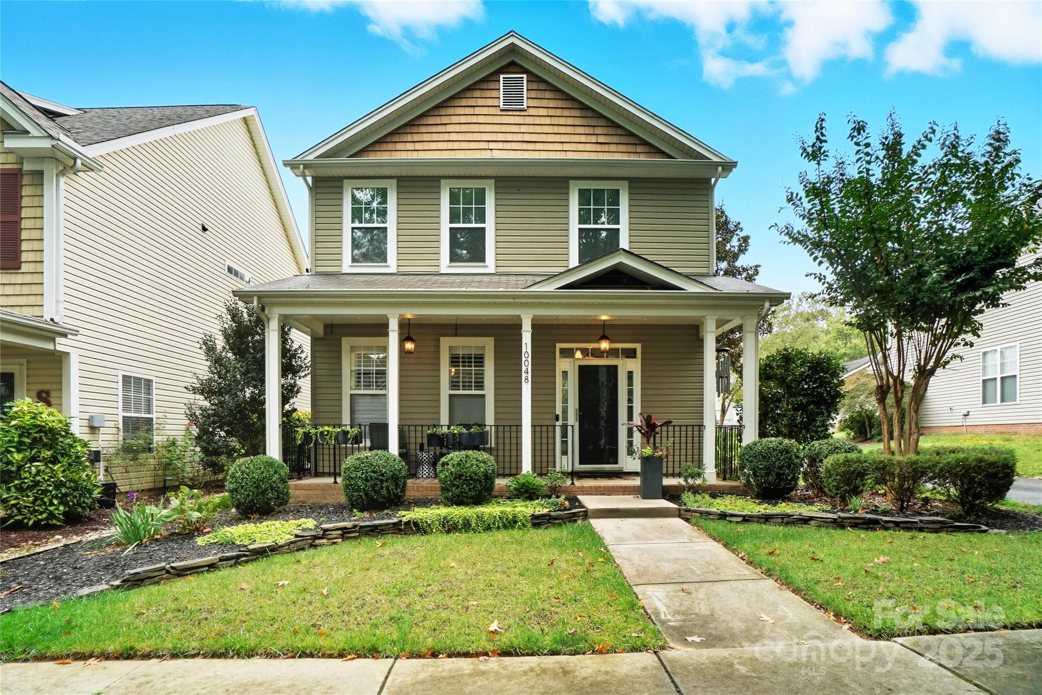 10048 Switchyard Drive Property Photo 1