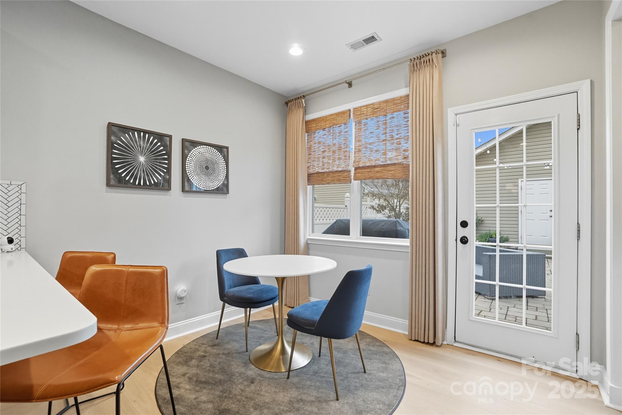 10048 Switchyard Drive Property Photo 12