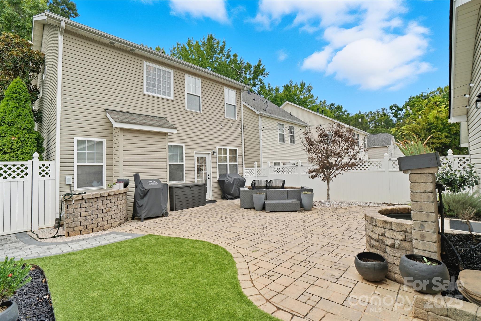 10048 Switchyard Drive Property Photo 33