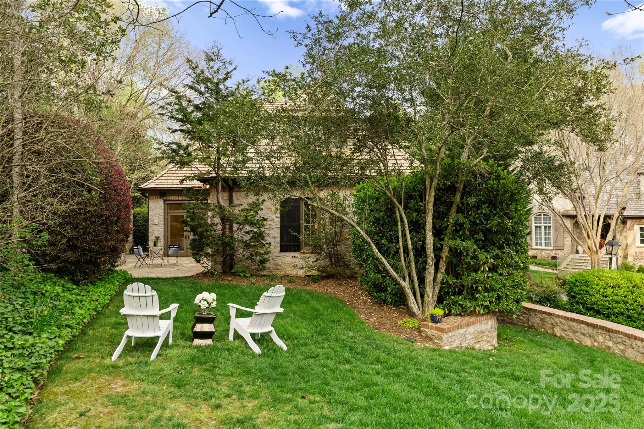 2415 La Maison Drive Property Photo 20