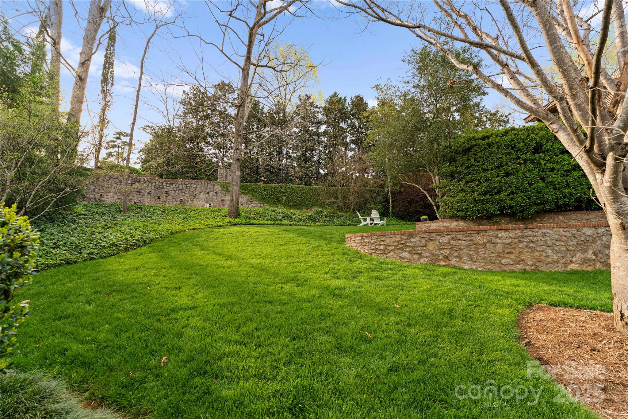 2415 La Maison Drive Property Photo 22