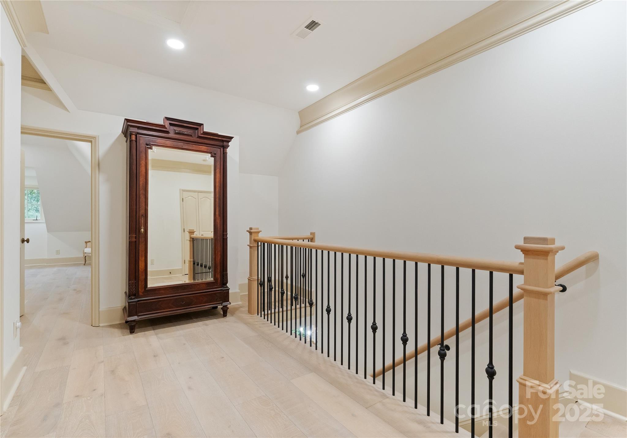 2415 La Maison Drive Property Photo 25