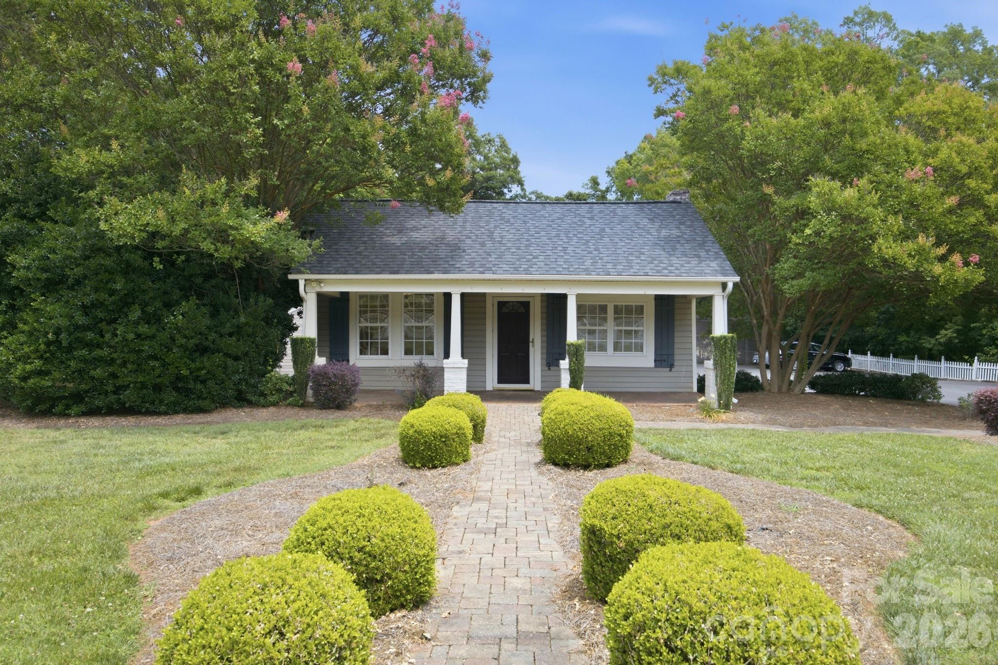 19428 Zion Avenue Property Photo 12