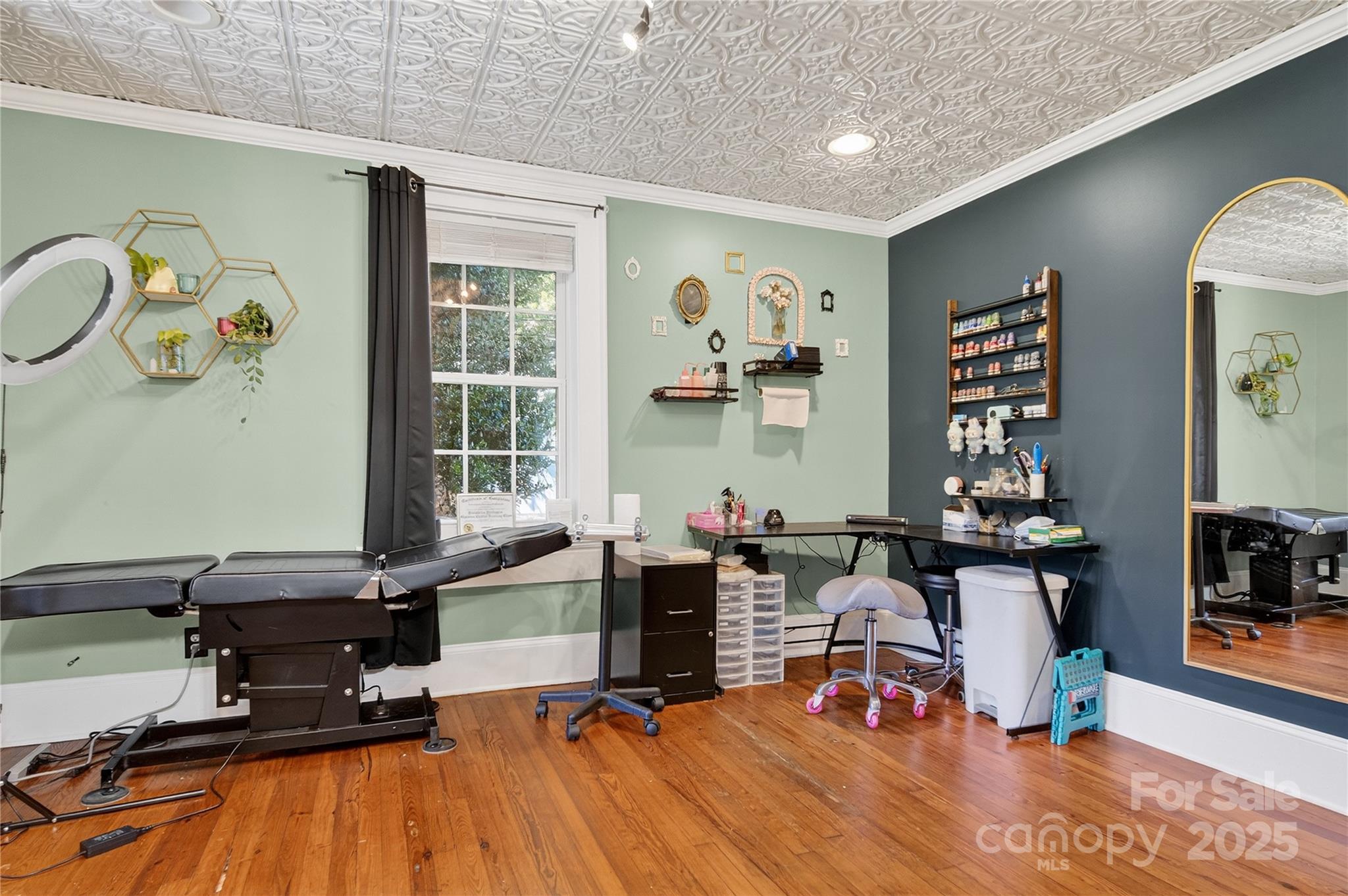 19428 Zion Avenue Property Photo 13