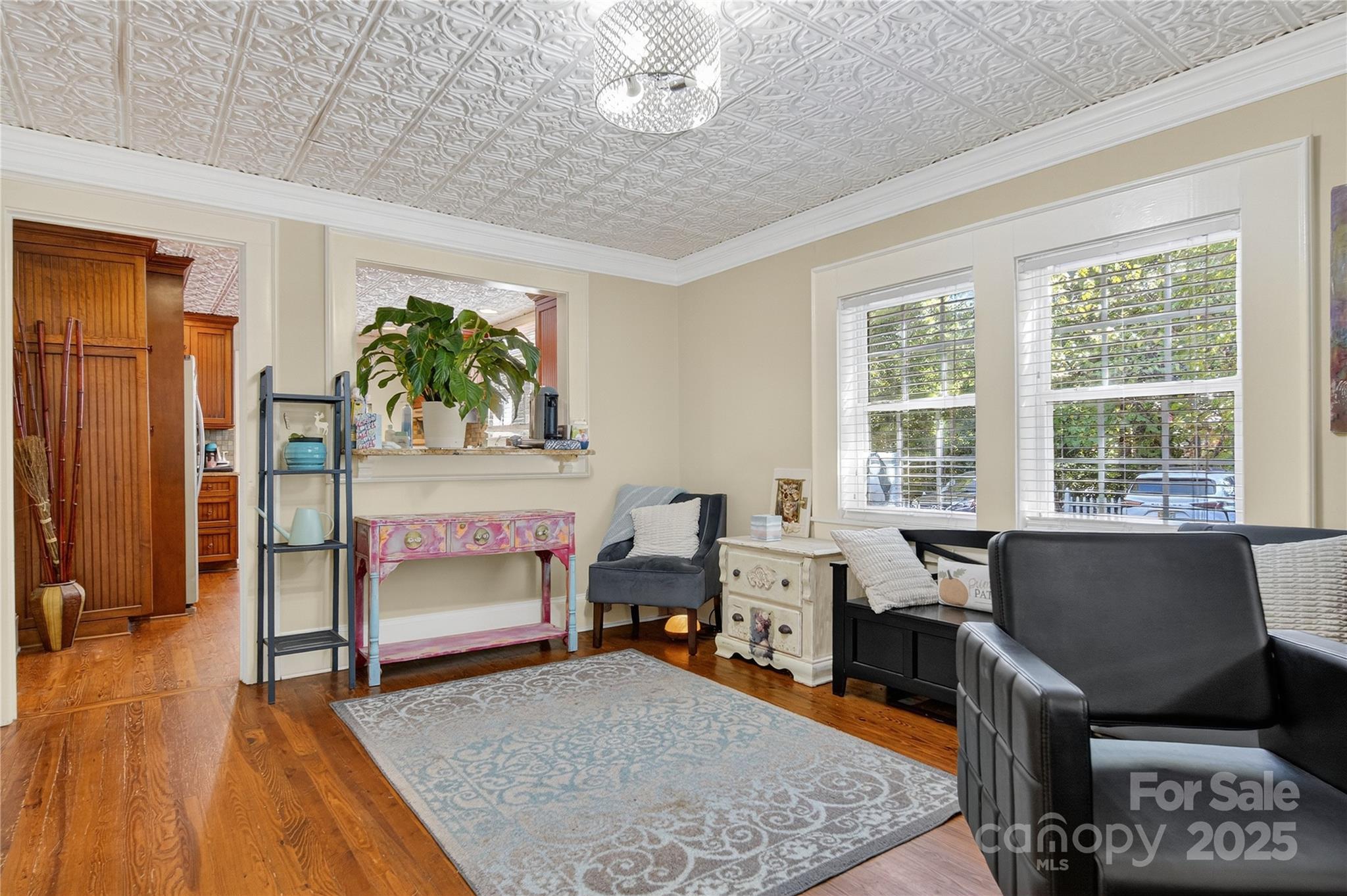 19428 Zion Avenue Property Photo 15