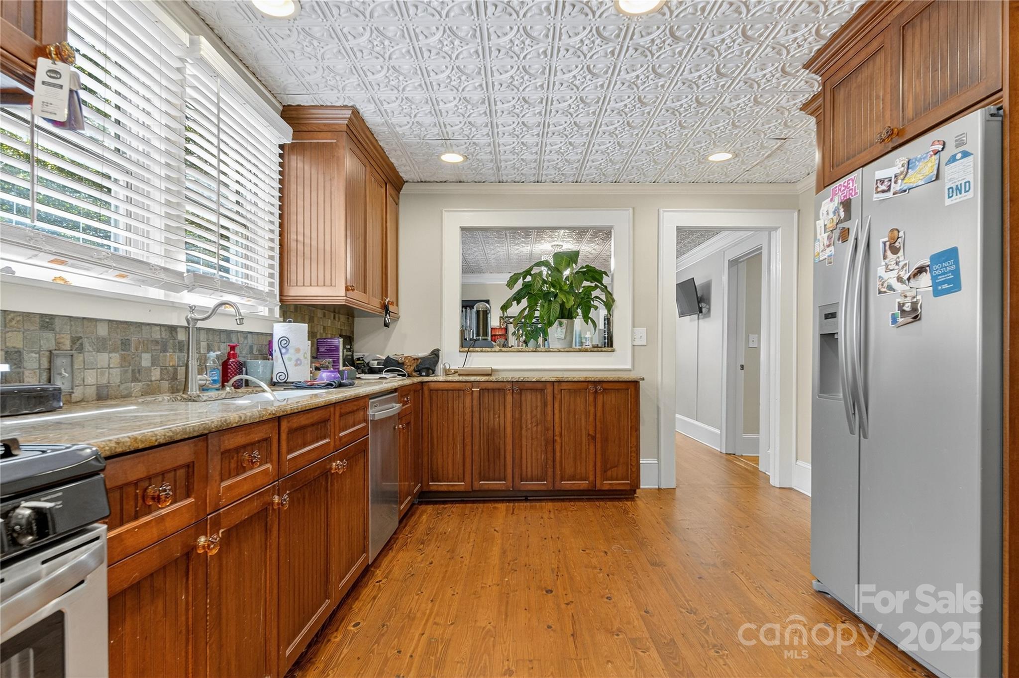 19428 Zion Avenue Property Photo 17