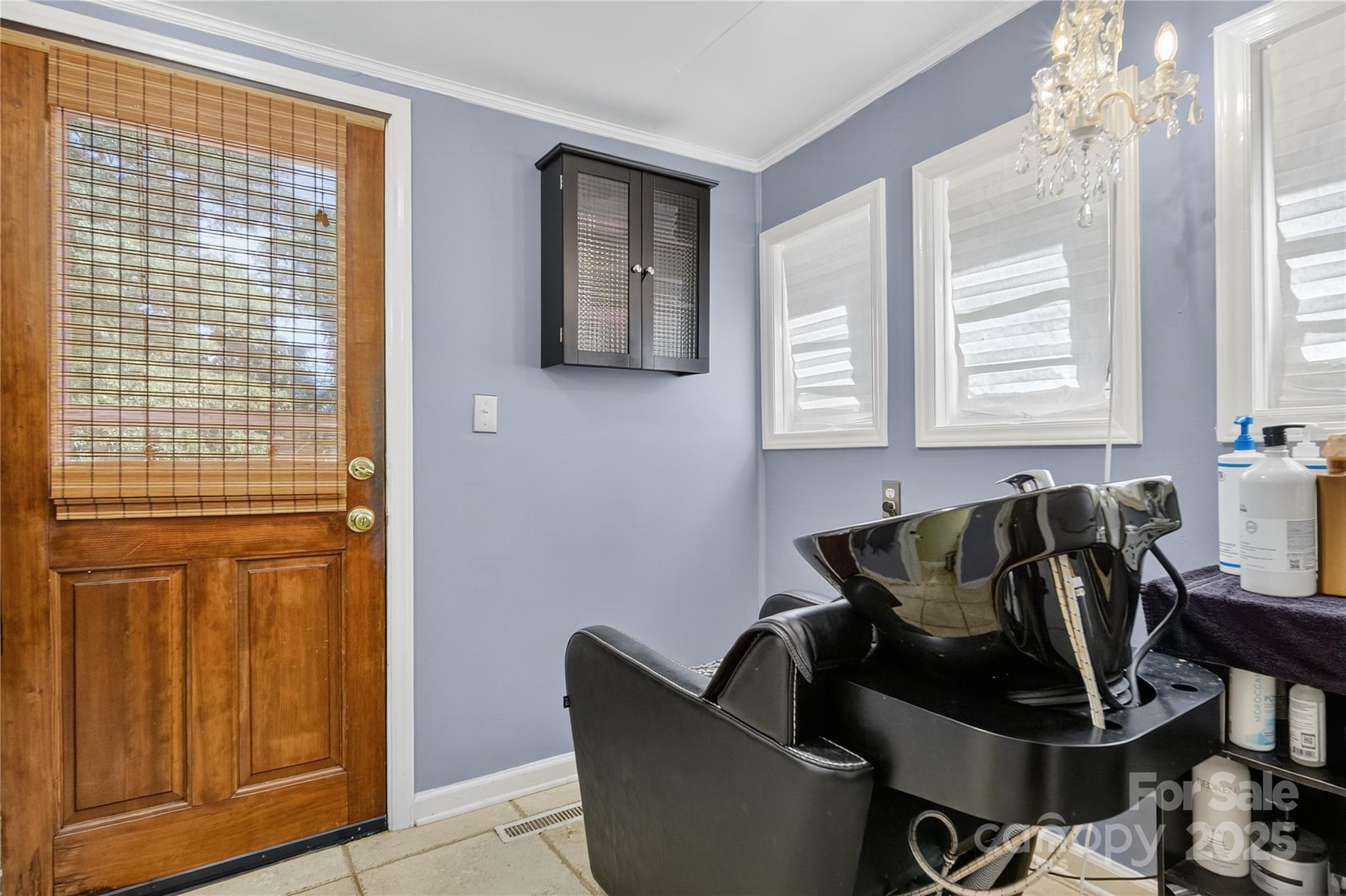 19428 Zion Avenue Property Photo 18