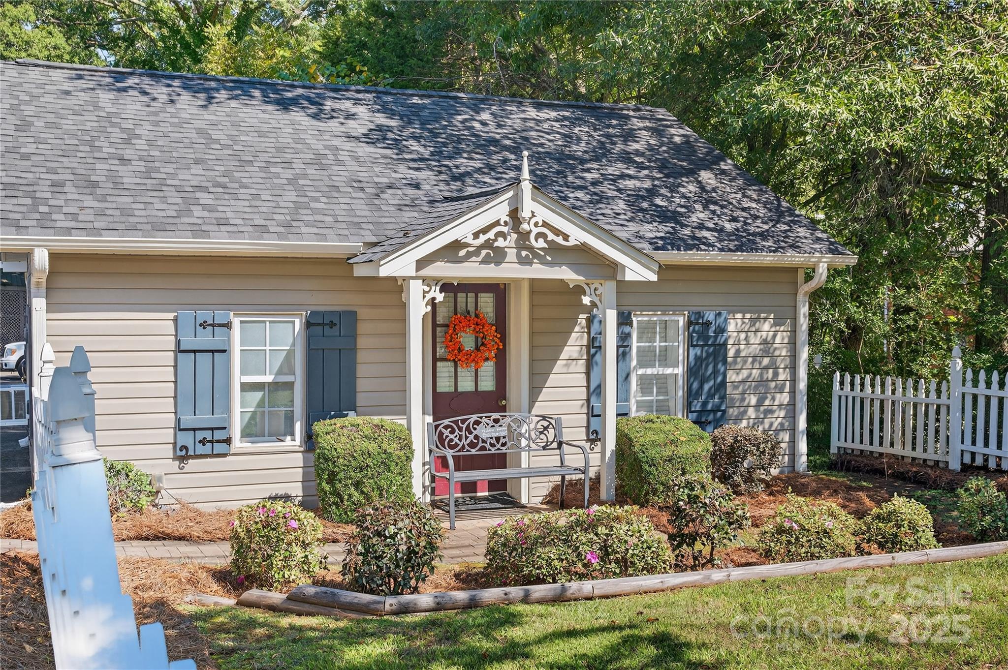 19428 Zion Avenue Property Photo 28