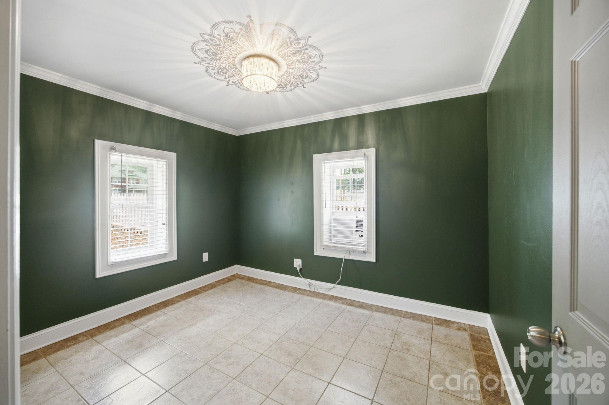 19428 Zion Avenue Property Photo 33