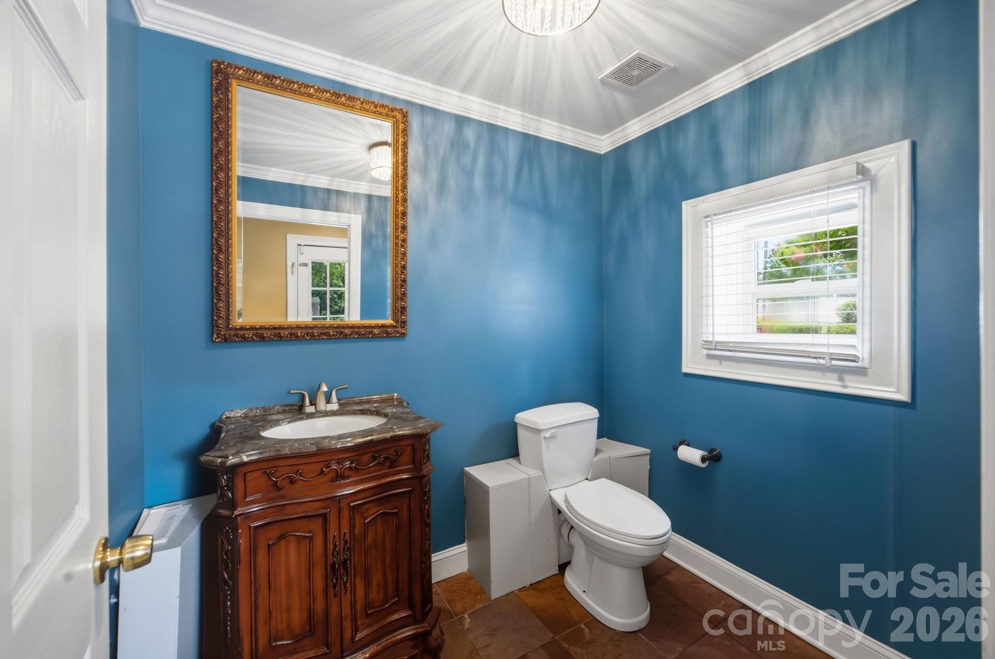 19428 Zion Avenue Property Photo 36