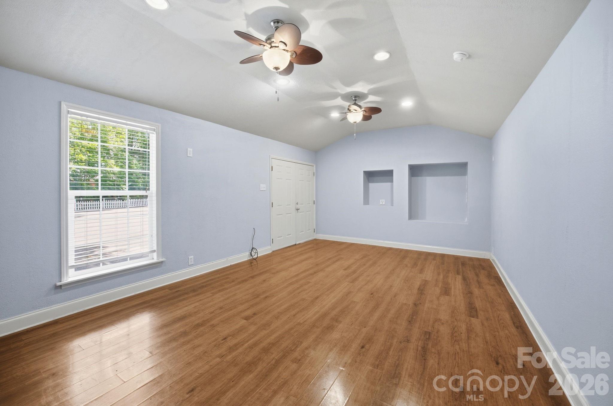 19428 Zion Avenue Property Photo 40