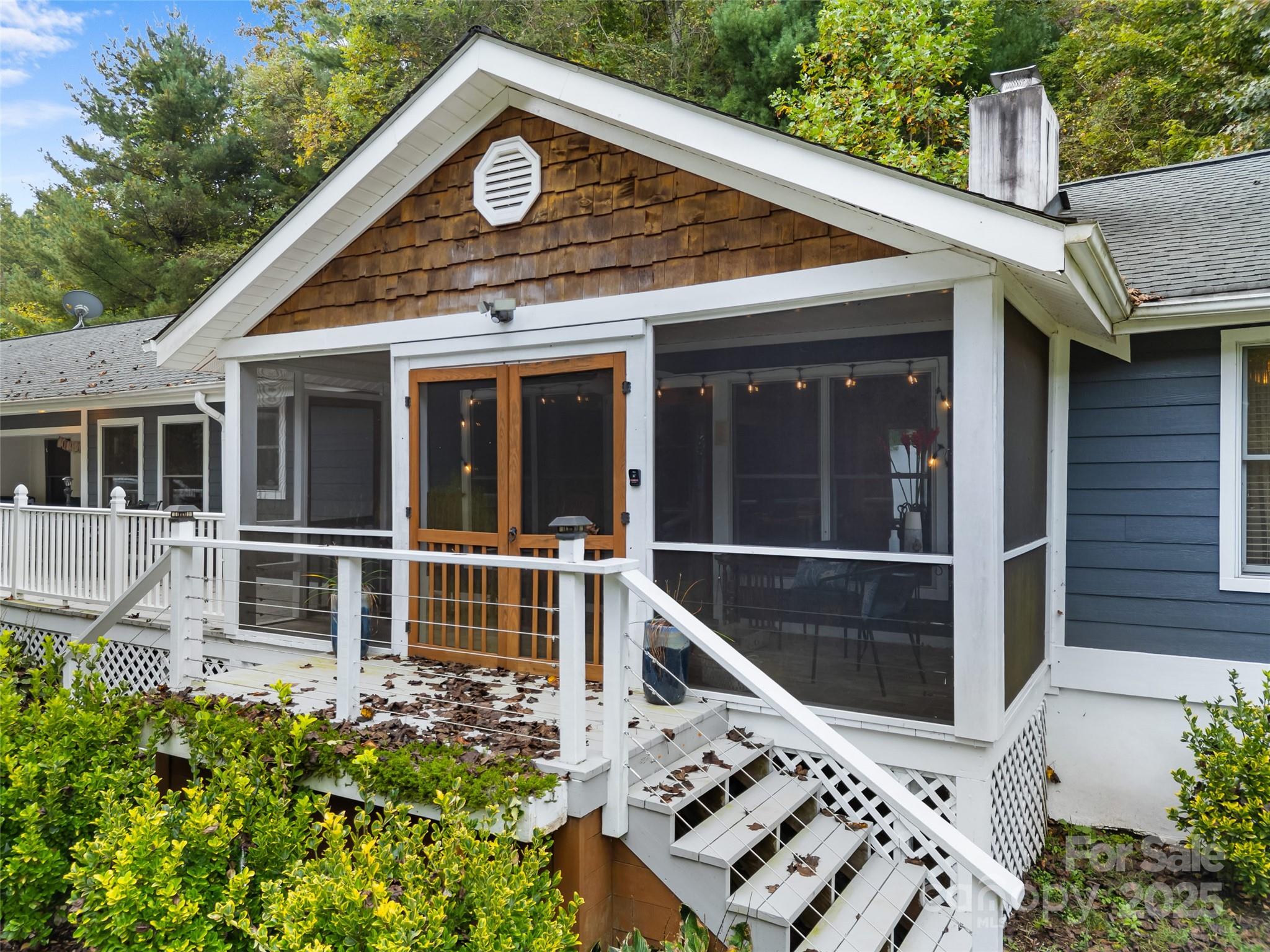 645 W Fork Creek Road Property Photo 2