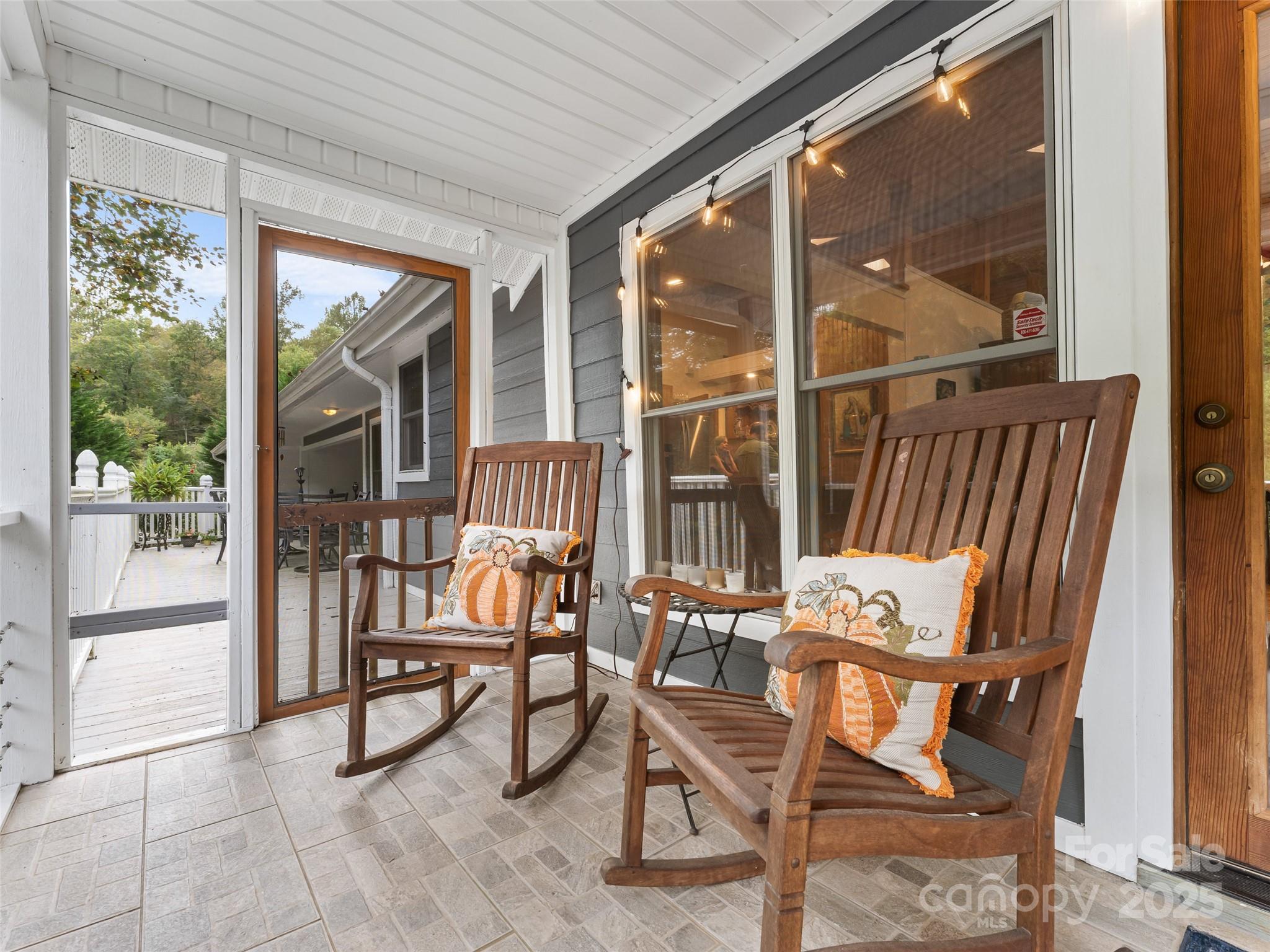 645 W Fork Creek Road Property Photo 4