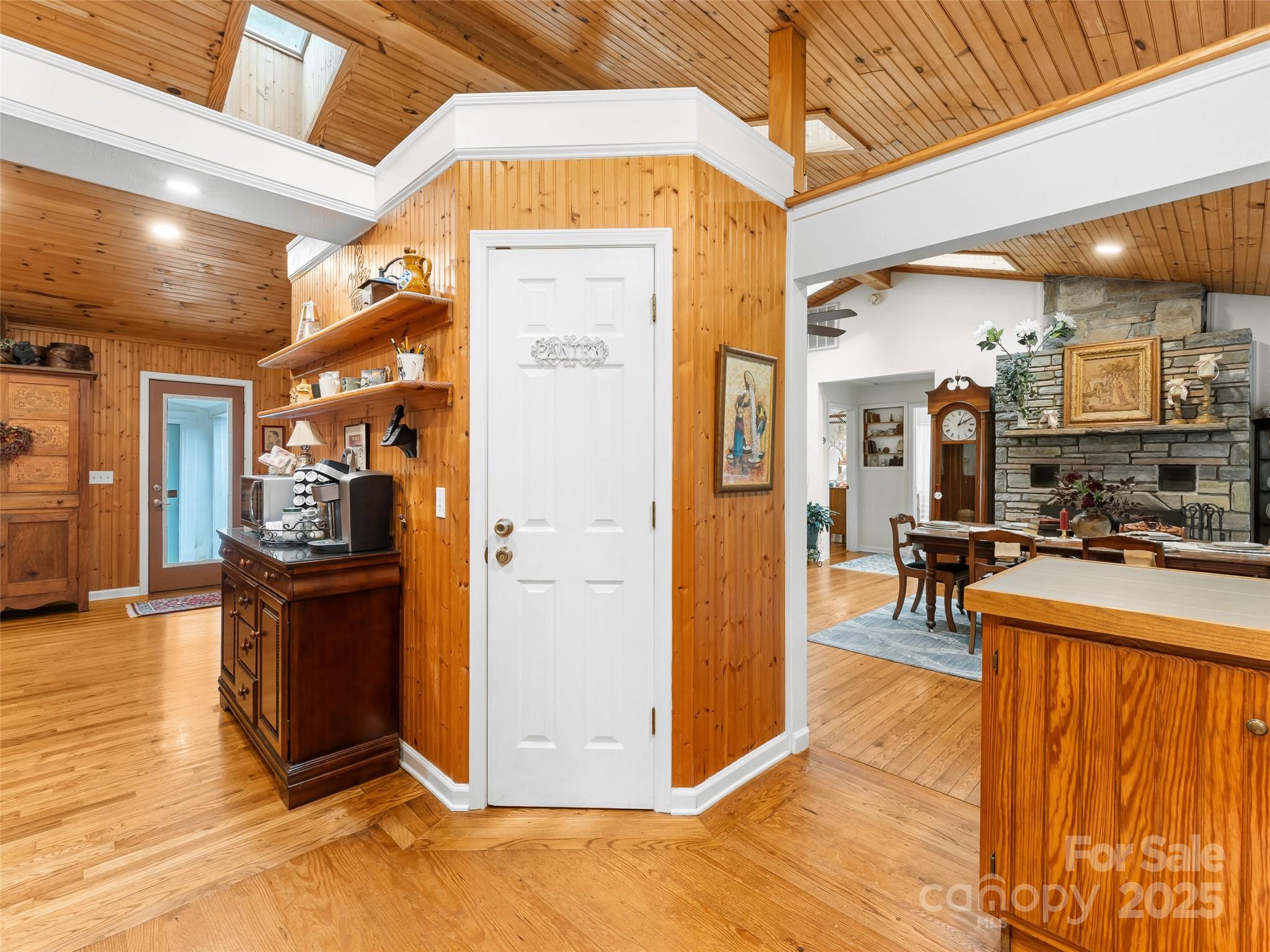 645 W Fork Creek Road Property Photo 9