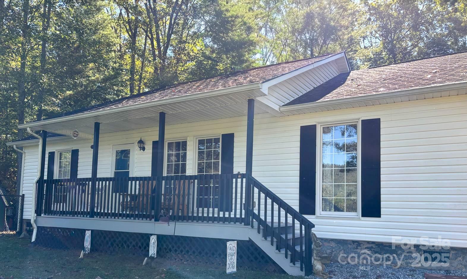 493 Spring Hill Road Property Photo 2