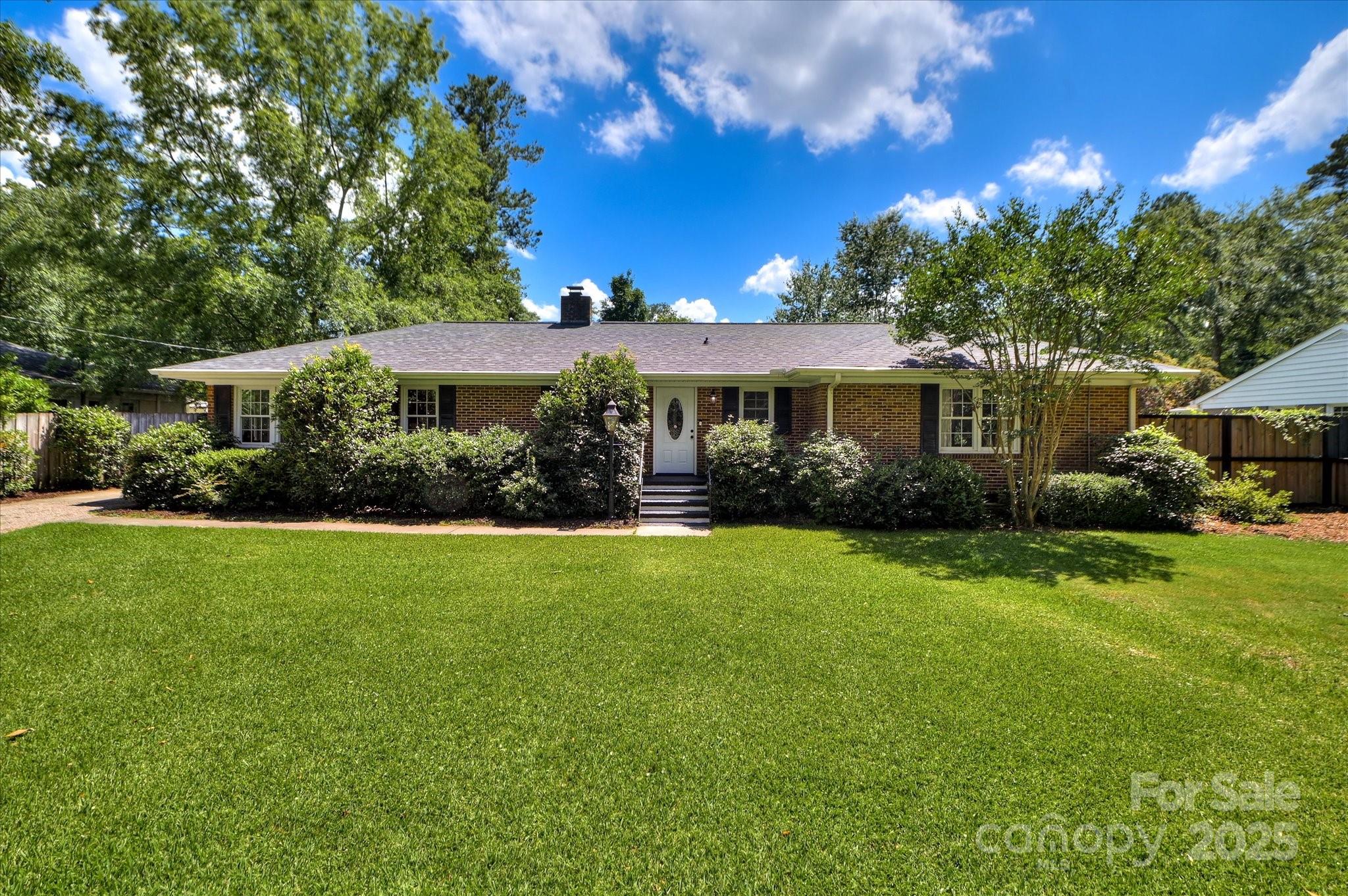 215 Barnard Avenue Property Photo 1