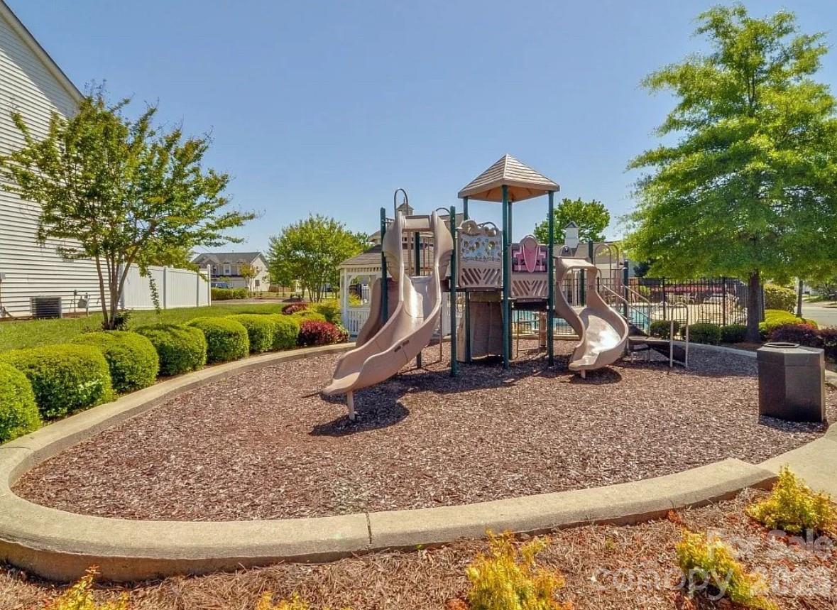 6639 Ruth Ferrell Court Property Photo 30