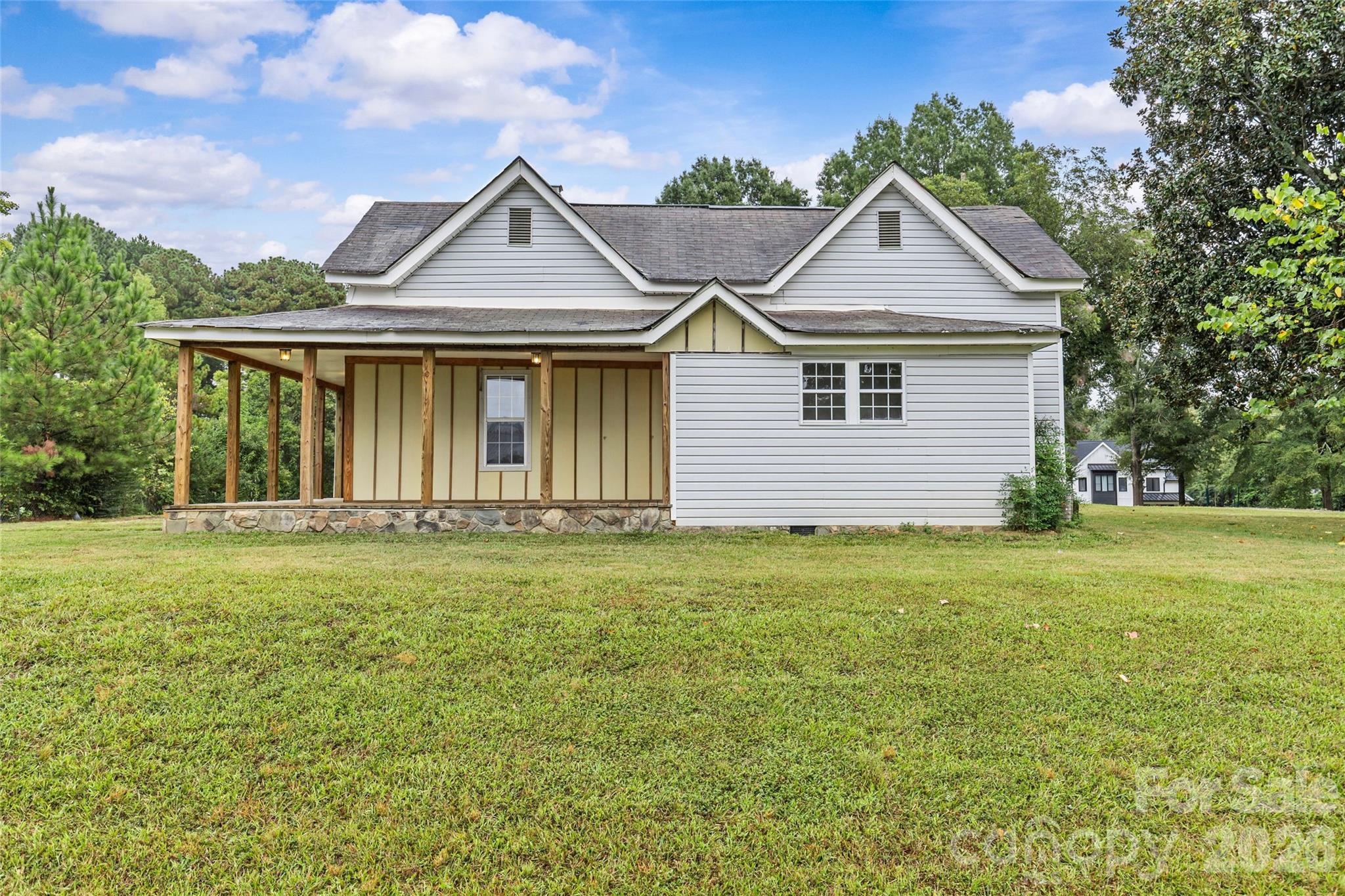 3824 Matthews Mint Hill Road Property Photo 2