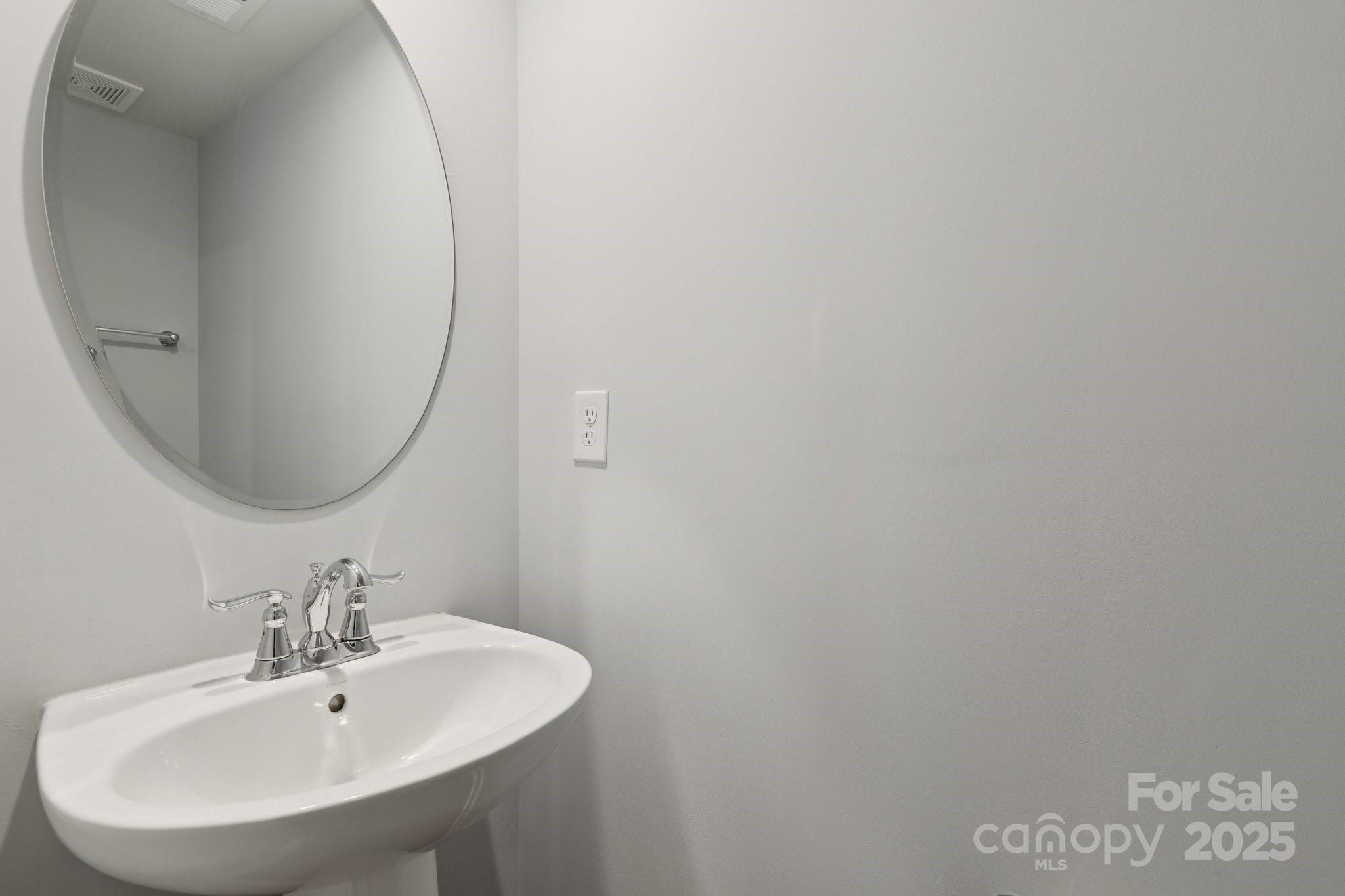 10832 Overlook Mountain Drive Property Photo 19