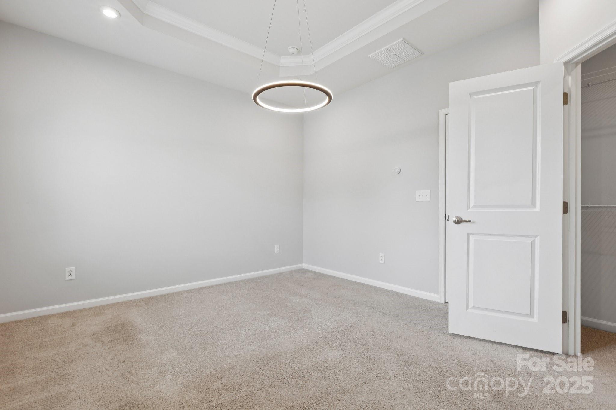 10832 Overlook Mountain Drive Property Photo 20