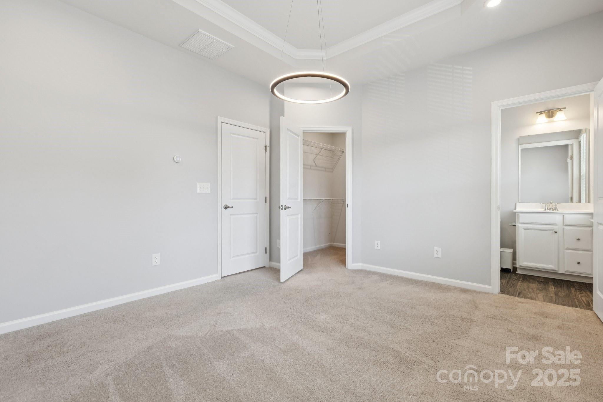 10832 Overlook Mountain Drive Property Photo 21