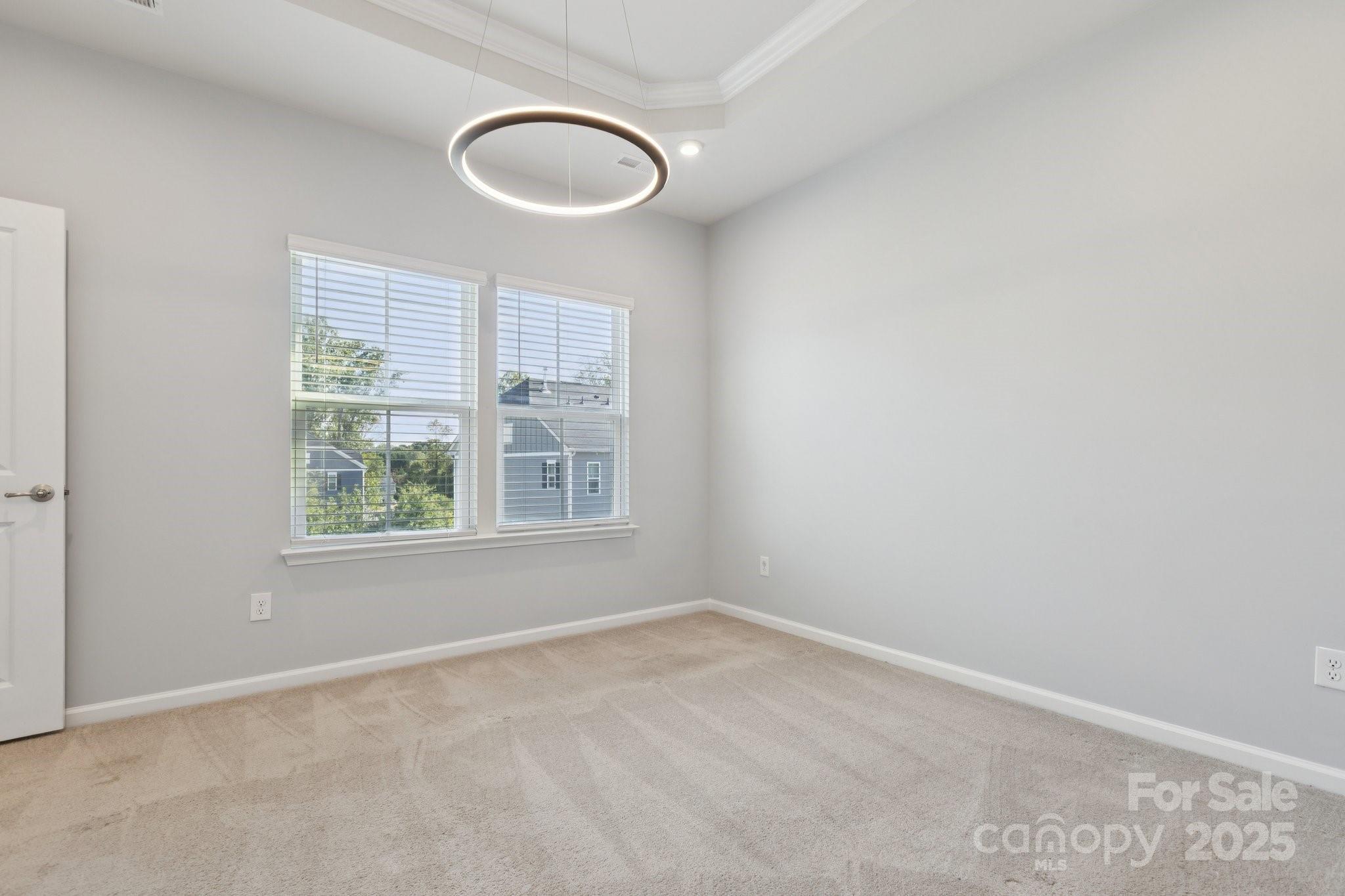 10832 Overlook Mountain Drive Property Photo 23