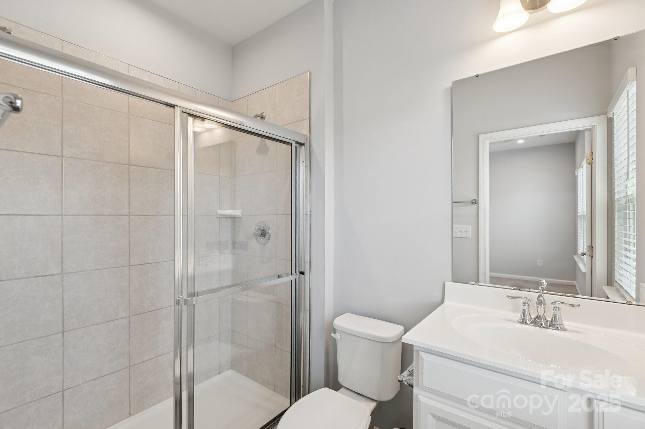 10832 Overlook Mountain Drive Property Photo 24