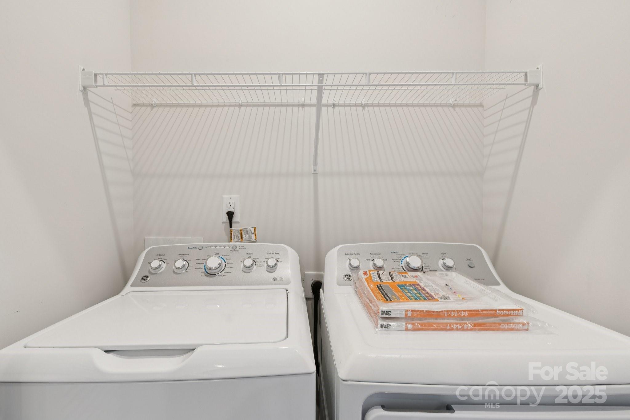 10832 Overlook Mountain Drive Property Photo 33