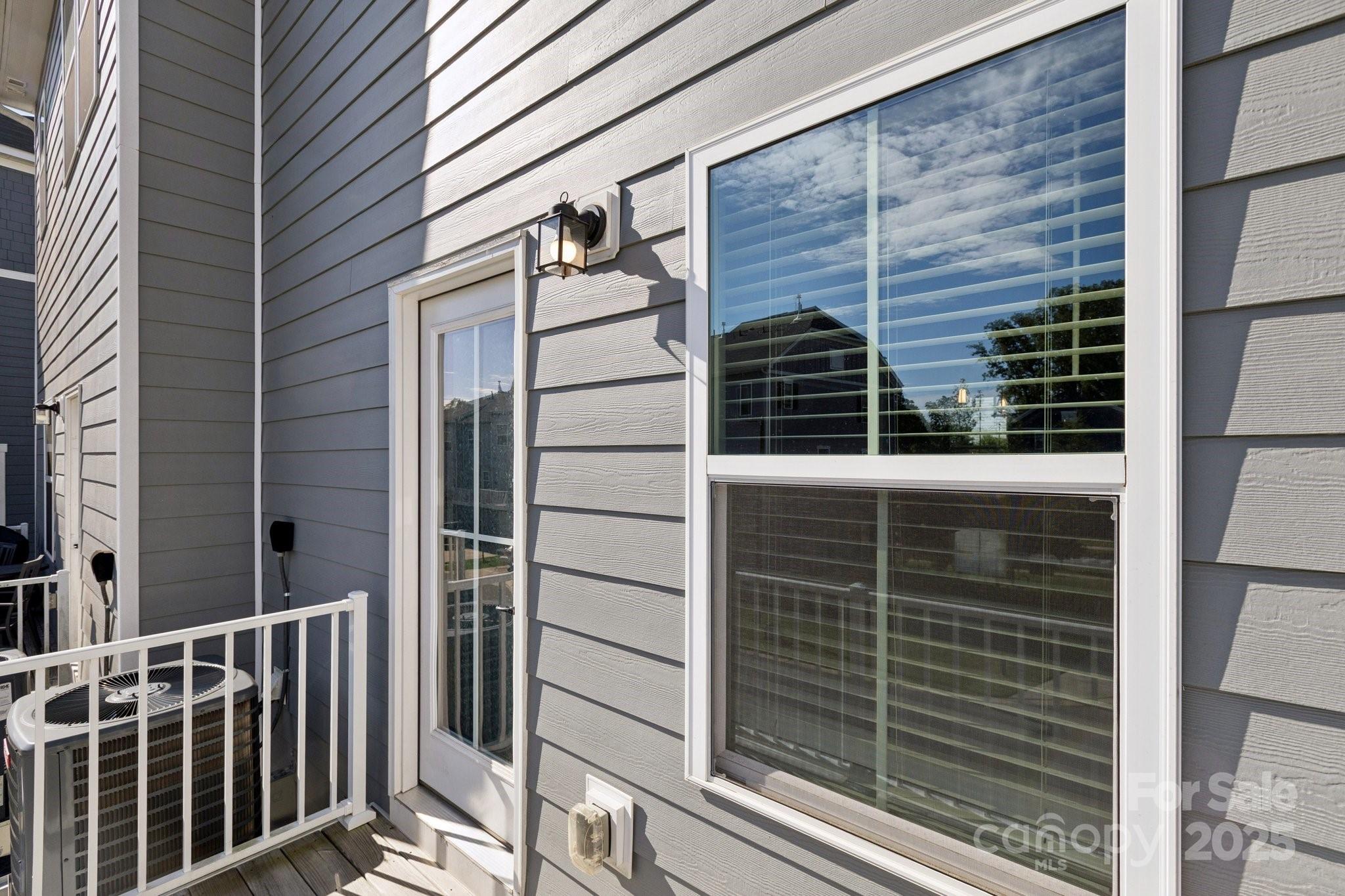 10832 Overlook Mountain Drive Property Photo 38